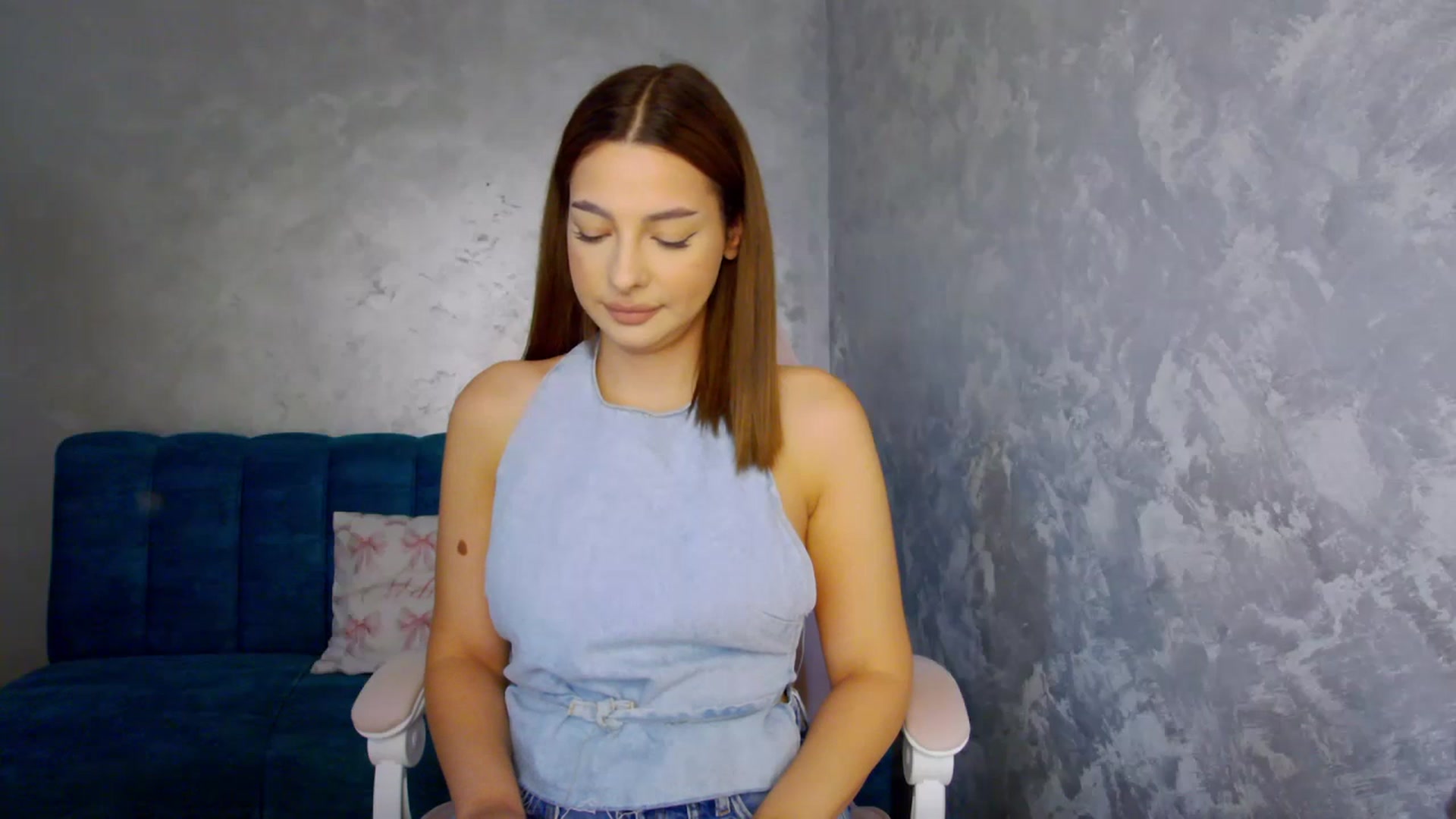 Gallery image thumbnail from MelisRoom's myfreecams stream on, 07/17/2025, 13:41 image 2 of 20
