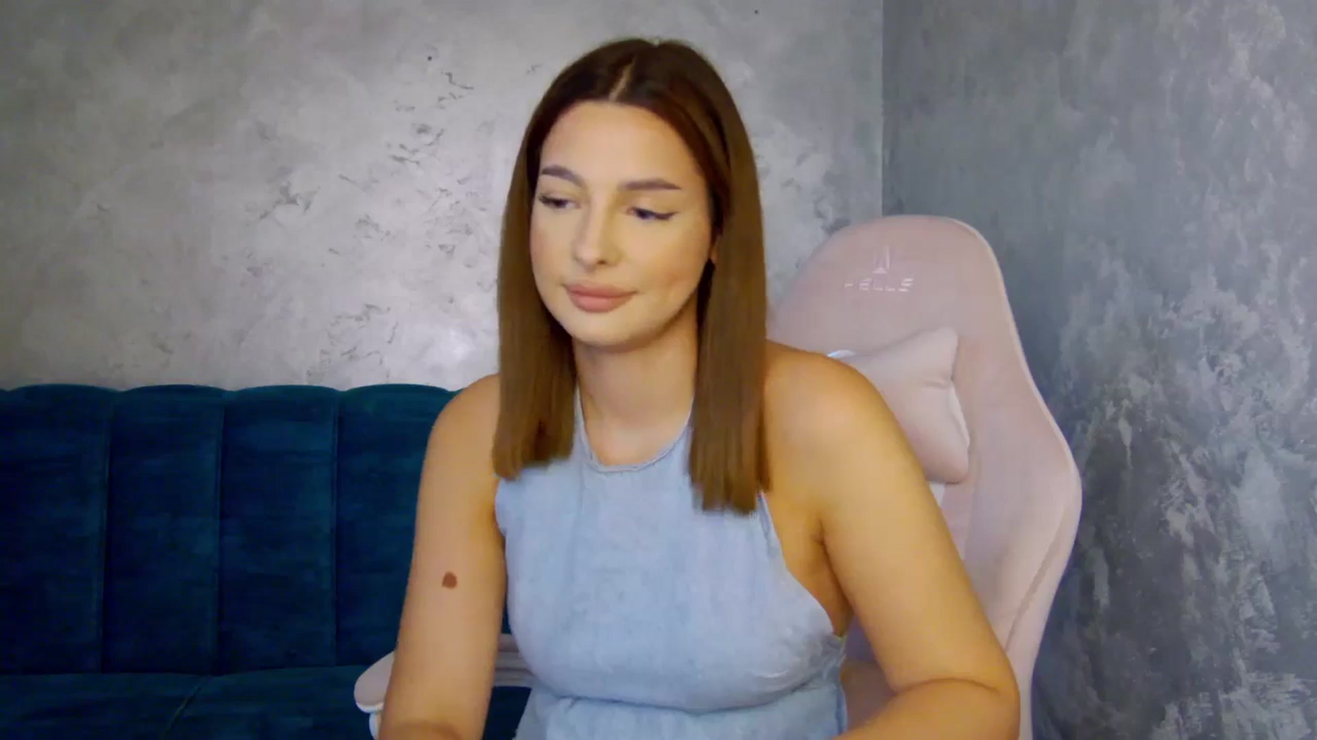 Gallery image thumbnail from MelisRoom's myfreecams stream on, 07/17/2025, 13:41 image 20 of 20