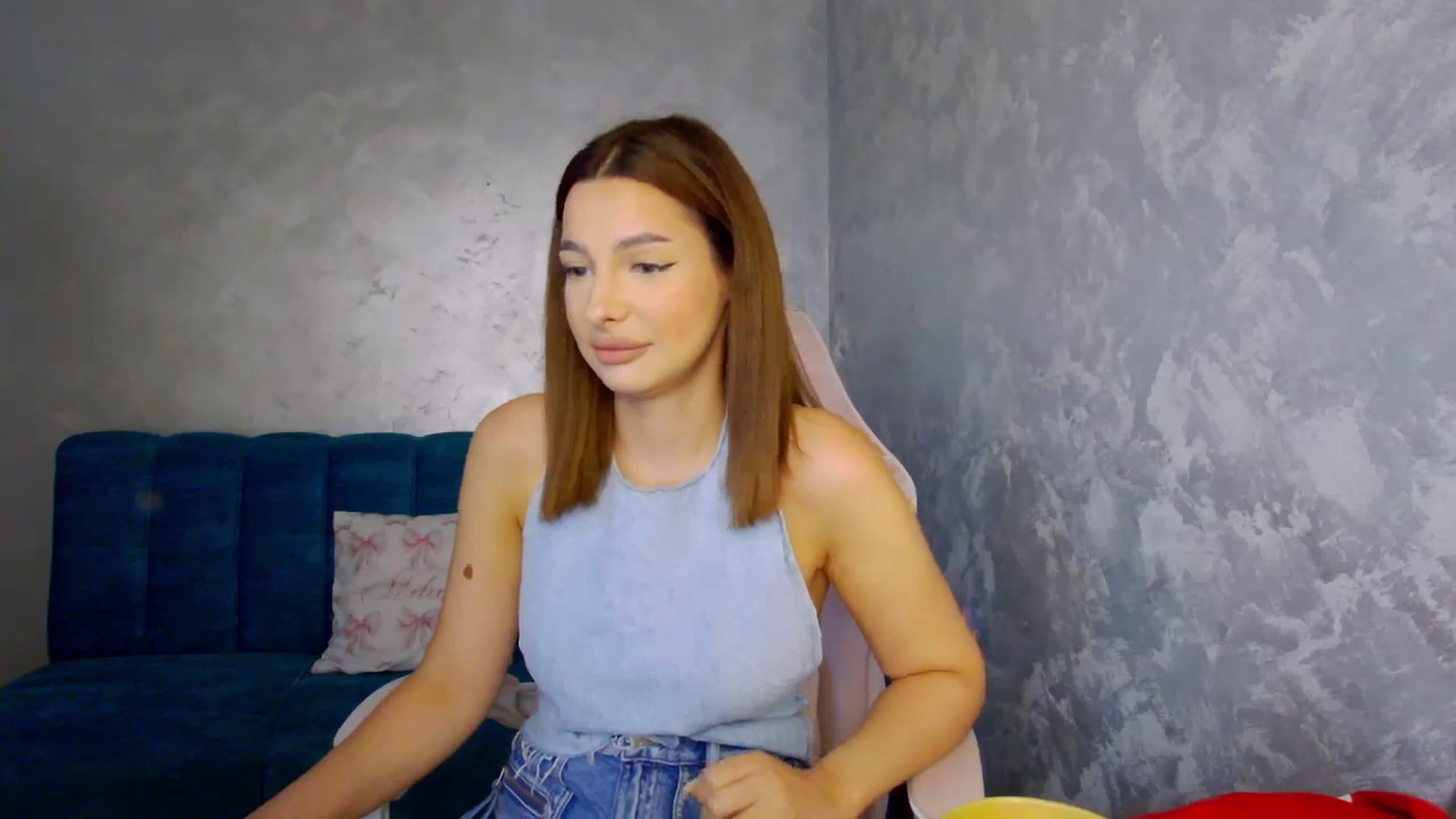Gallery image thumbnail from MelisRoom's myfreecams stream on, 07/17/2025, 13:41 image 10 of 20