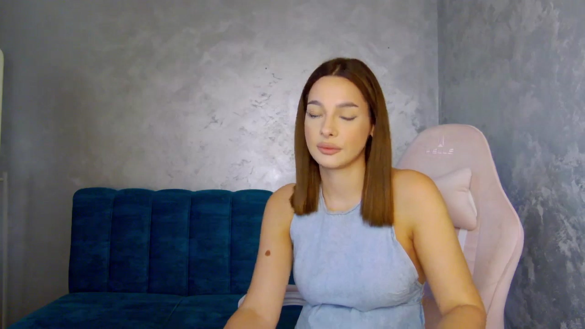 Gallery image thumbnail from MelisRoom's myfreecams stream on, 07/17/2025, 13:41 image 19 of 20