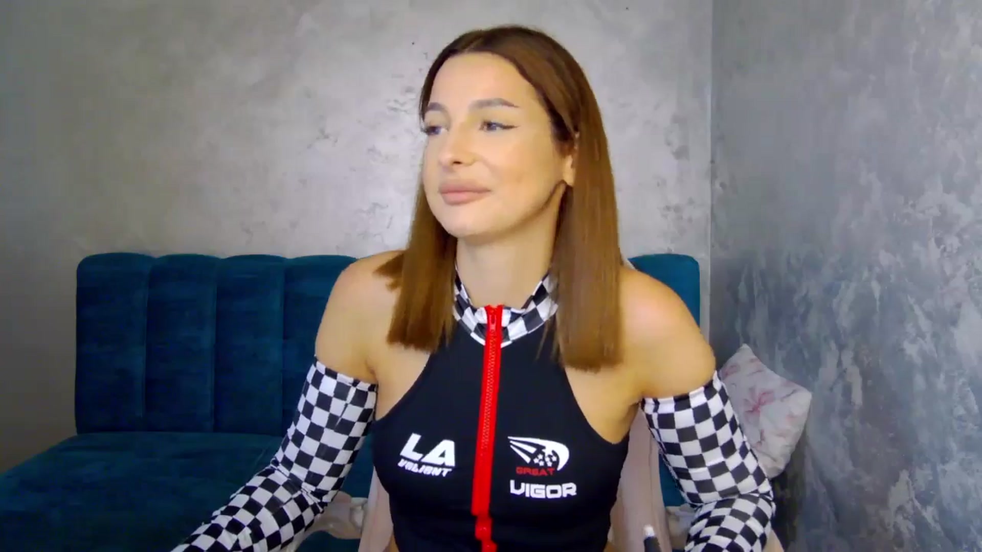 Gallery image thumbnail from MelisRoom's myfreecams stream on, 07/17/2025, 16:11 image 9 of 20