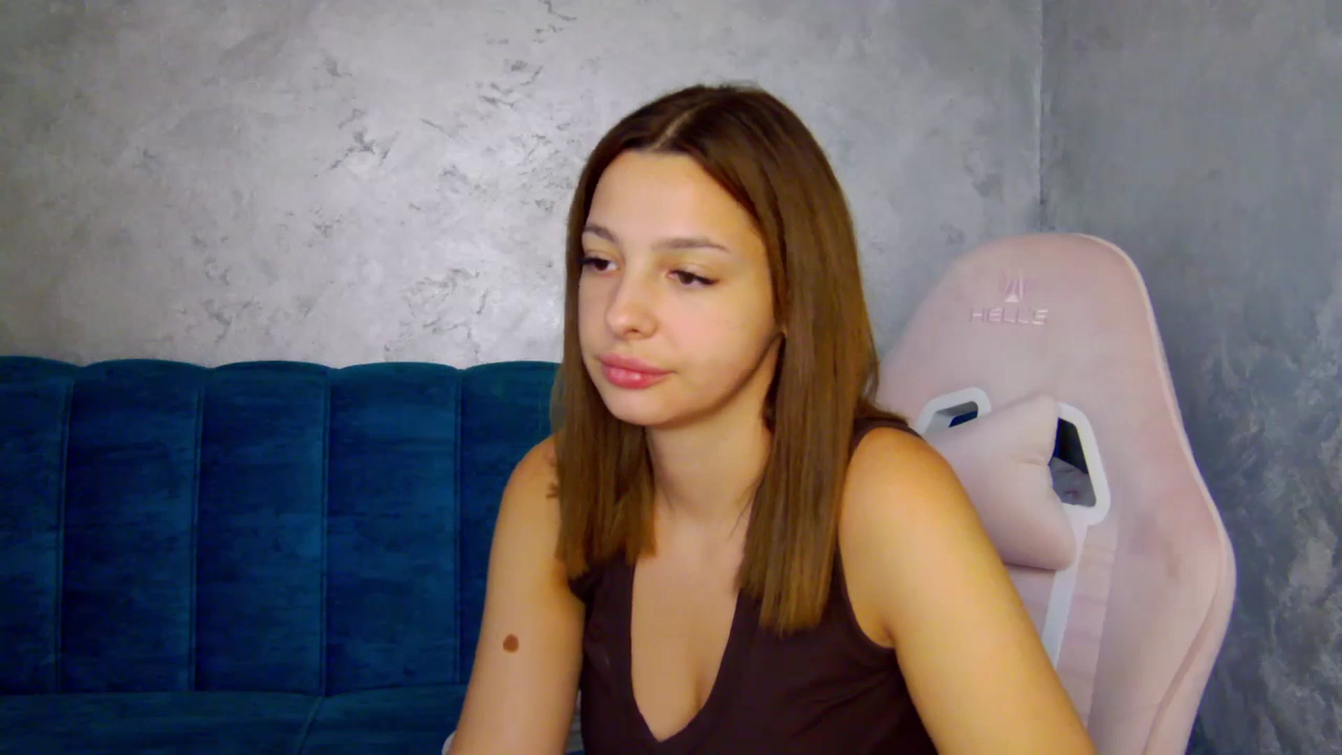 Gallery image thumbnail from MelisRoom's myfreecams stream on, 07/23/2025, 19:47 image 8 of 20