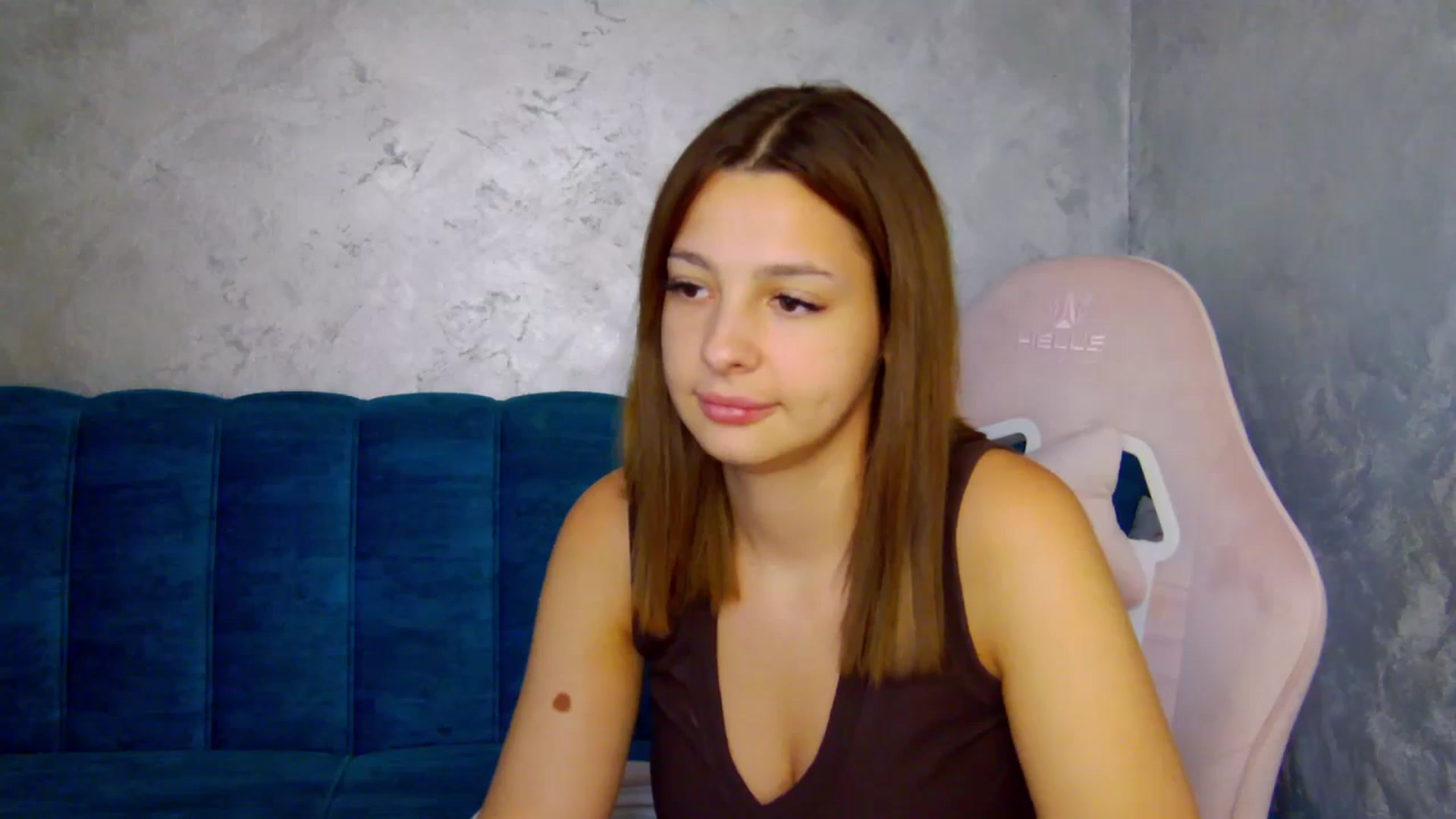 Gallery image thumbnail from MelisRoom's myfreecams stream on, 07/23/2025, 19:47 image 7 of 20