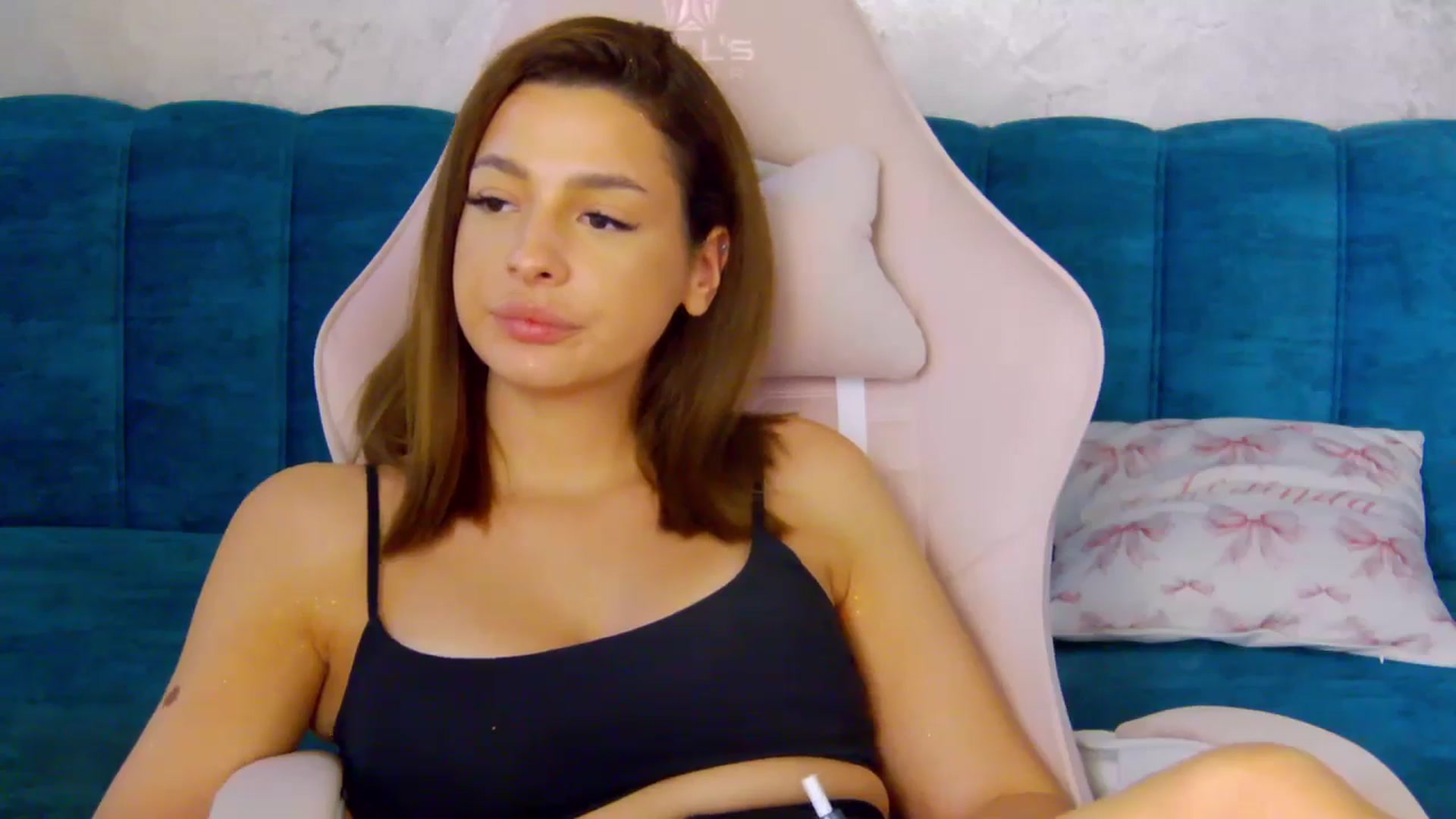 Gallery image thumbnail from MelisRoom's myfreecams stream on, 07/24/2025, 17:01 image 16 of 20