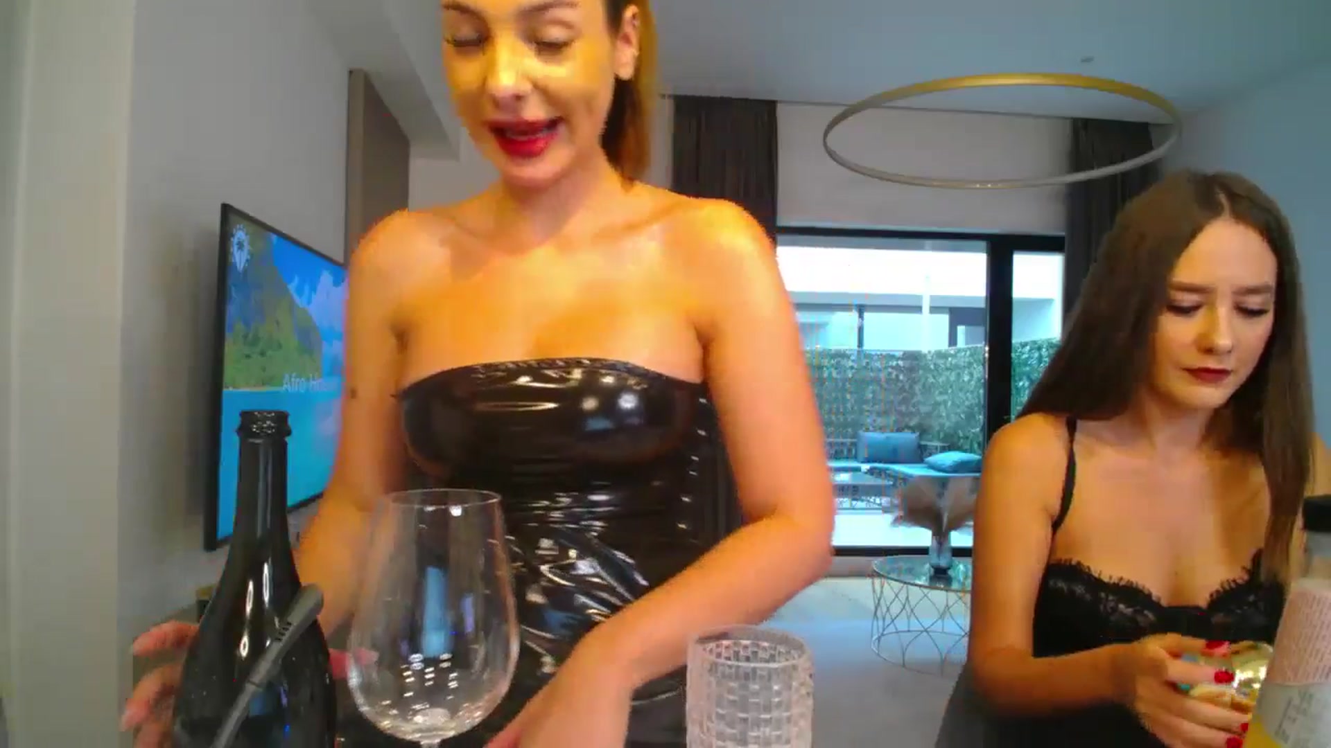 Gallery image thumbnail from MelisRoom's myfreecams stream on, 07/25/2025, 17:45 image 6 of 20