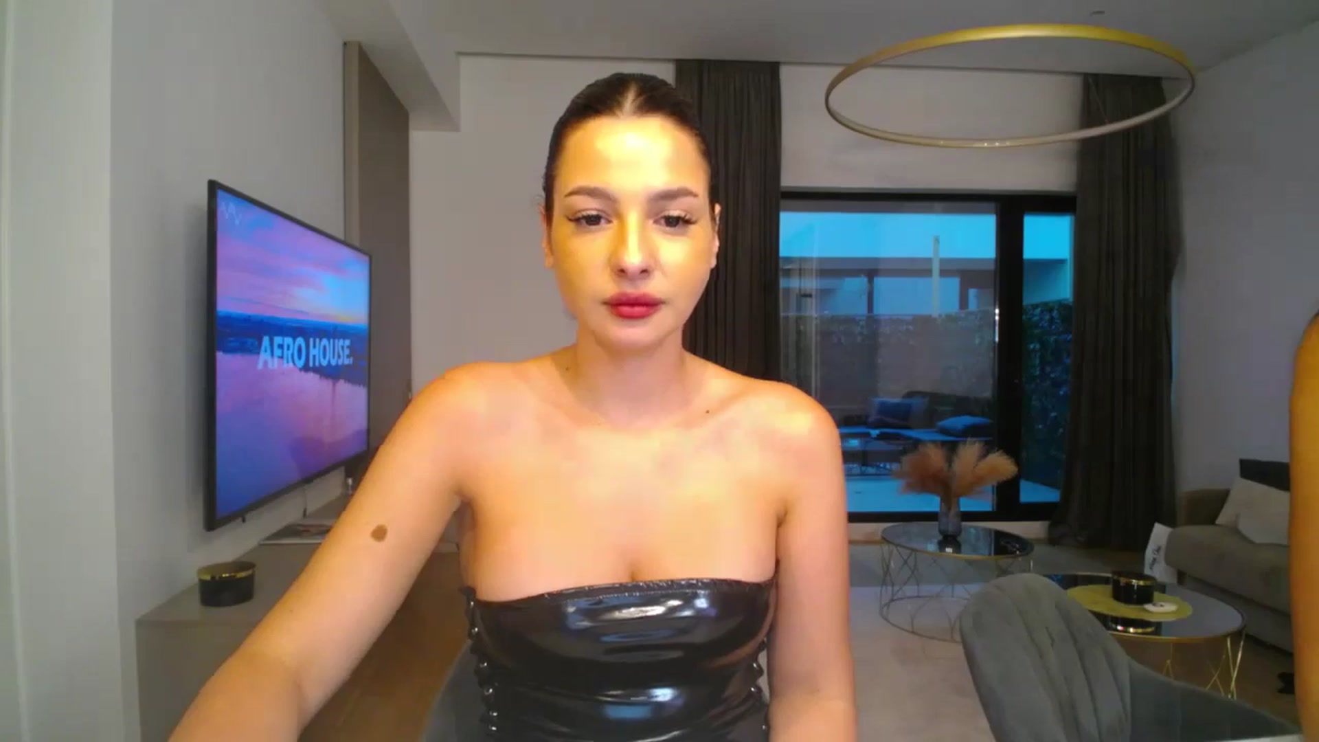 Gallery image thumbnail from MelisRoom's myfreecams stream on, 07/25/2025, 18:02 image 3 of 20