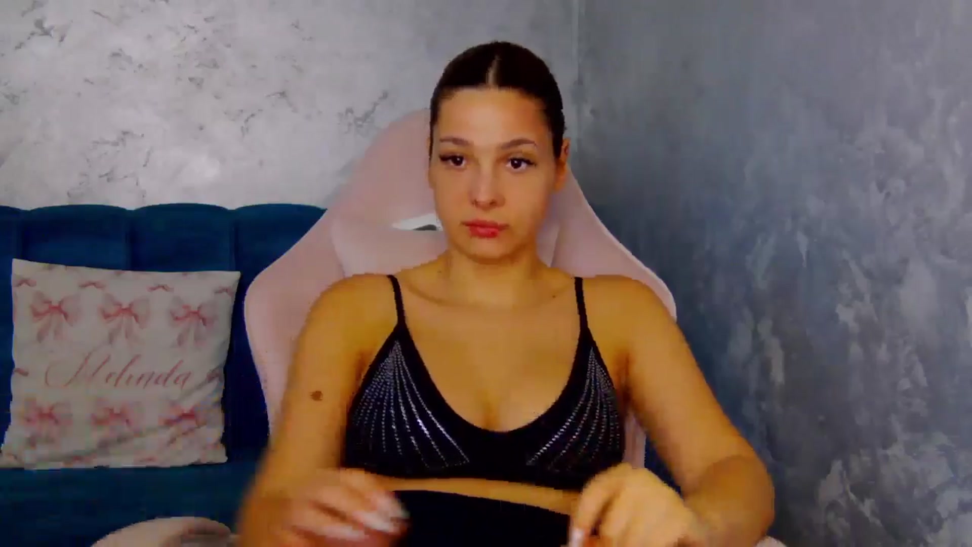 Gallery image thumbnail from MelisRoom's myfreecams stream on, 07/30/2025, 15:11 image 10 of 20