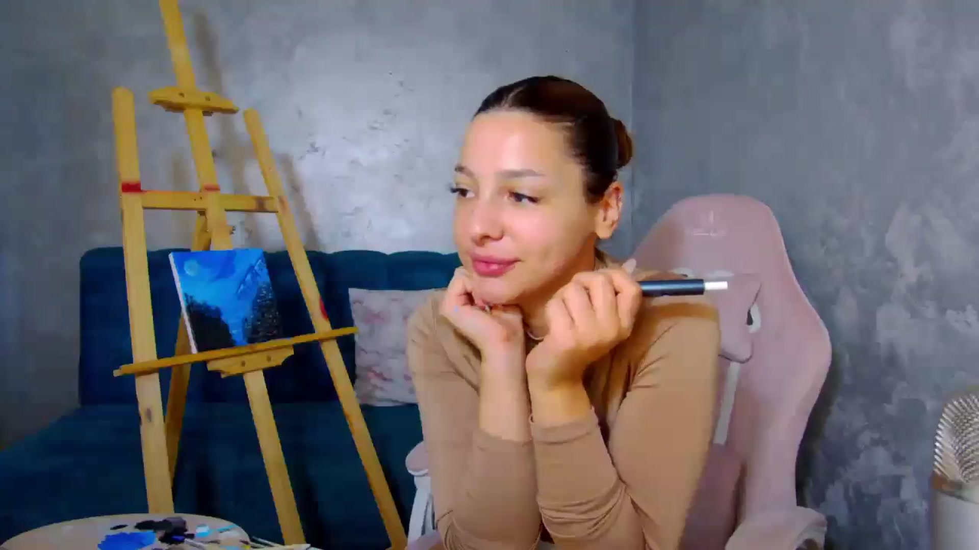Gallery image thumbnail from MelisRoom's myfreecams stream on, 08/01/2025, 16:49 image 12 of 20