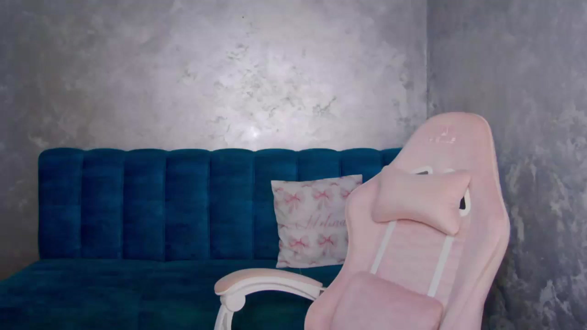 Gallery image thumbnail from MelisRoom's myfreecams stream on, 08/07/2025, 15:40 image 11 of 20