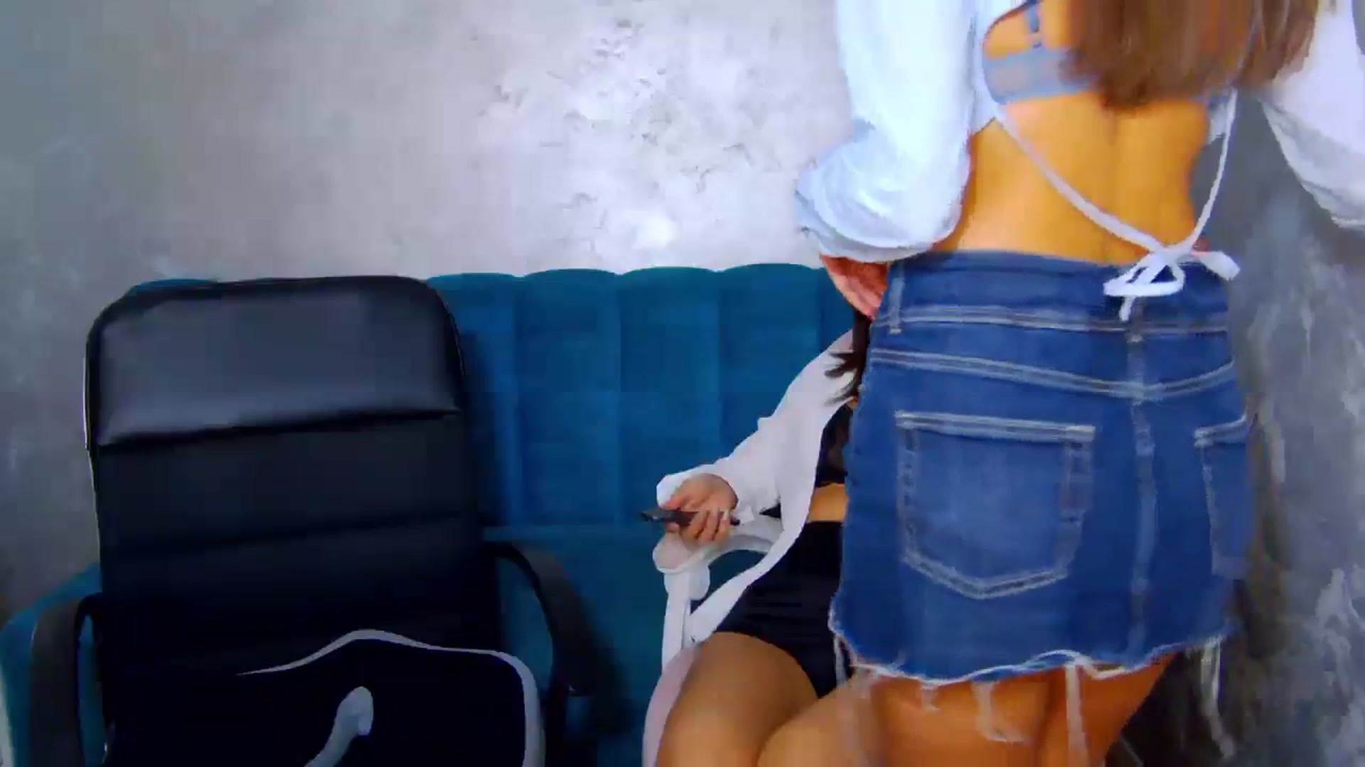 Gallery image thumbnail from MelisRoom's myfreecams stream on, 08/15/2025, 17:40 image 13 of 20