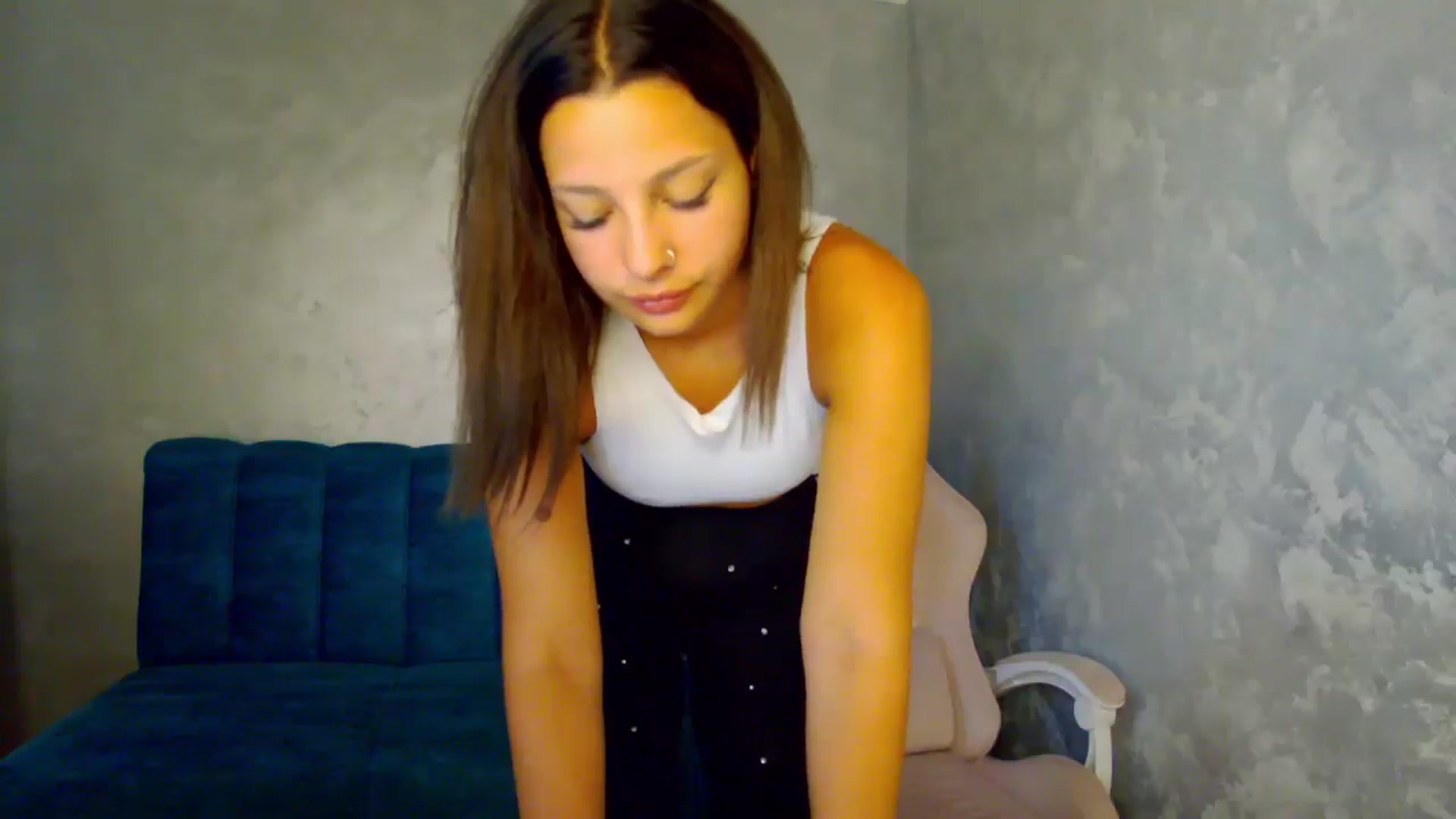 Gallery image thumbnail from MelisRoom's myfreecams stream on, 08/31/2025, 19:20 image 7 of 20