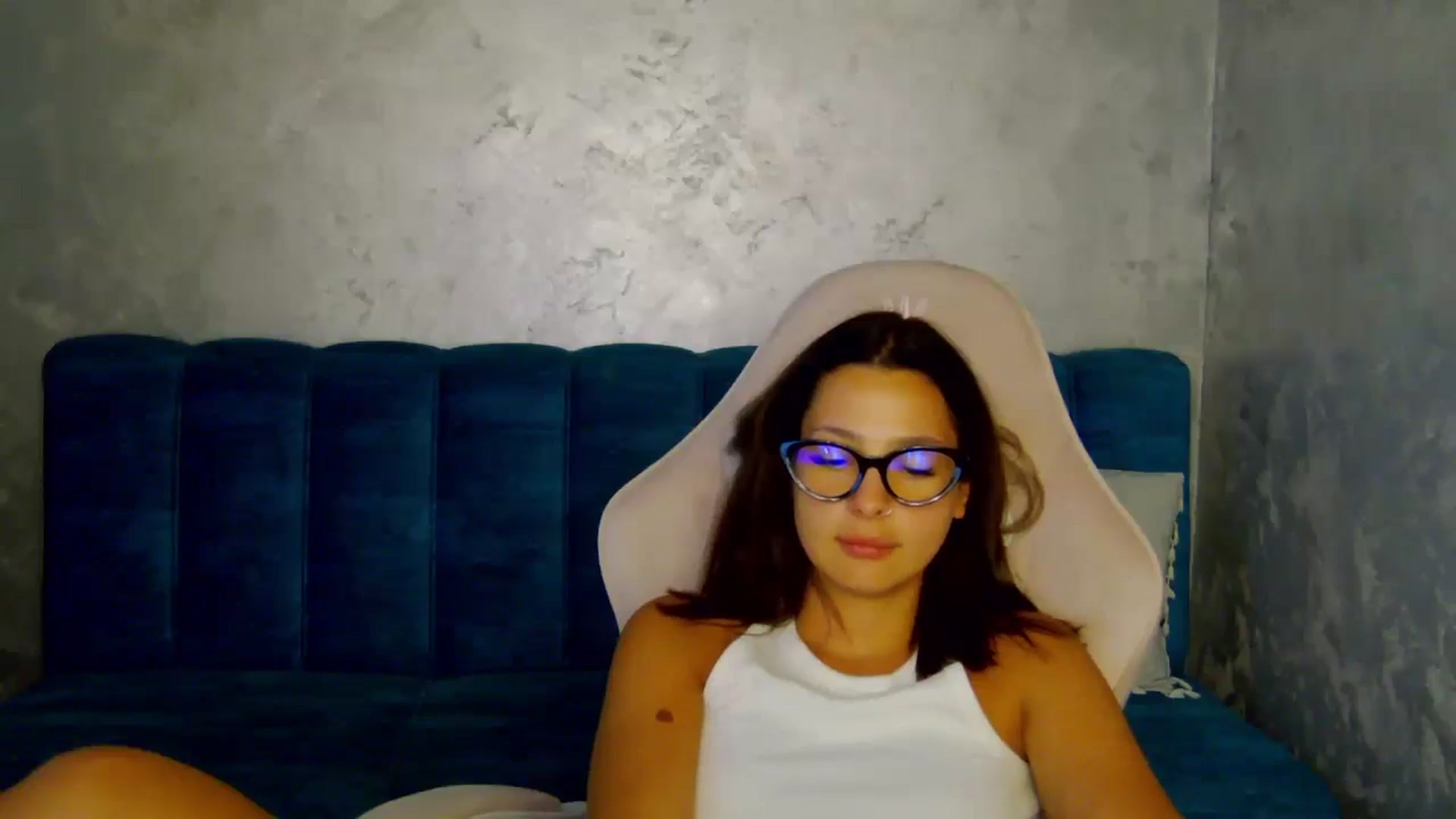Gallery image thumbnail from MelisRoom's myfreecams stream on, 09/01/2025, 17:16 image 19 of 20