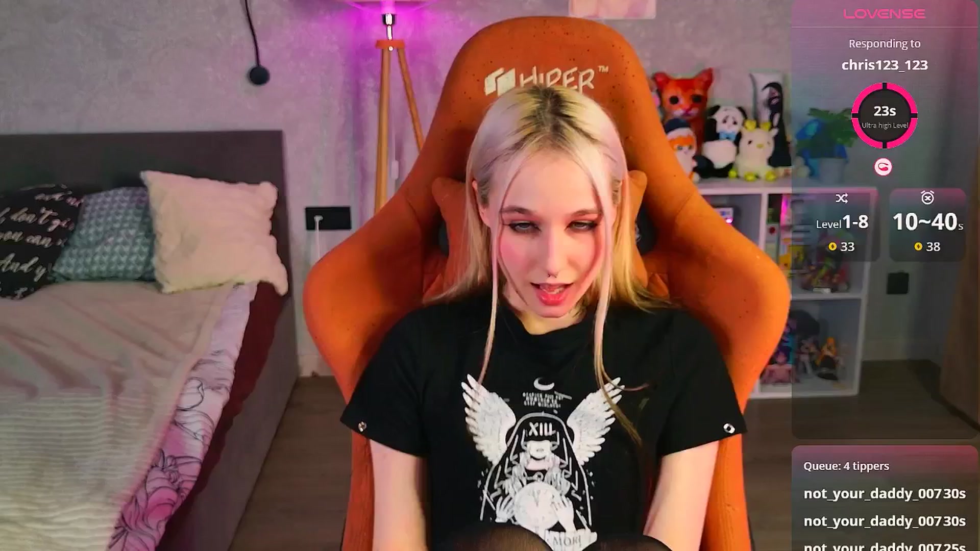Gallery image thumbnail from Melisandea's myfreecams stream on, 04/16/2026, 18:27 image 3 of 20