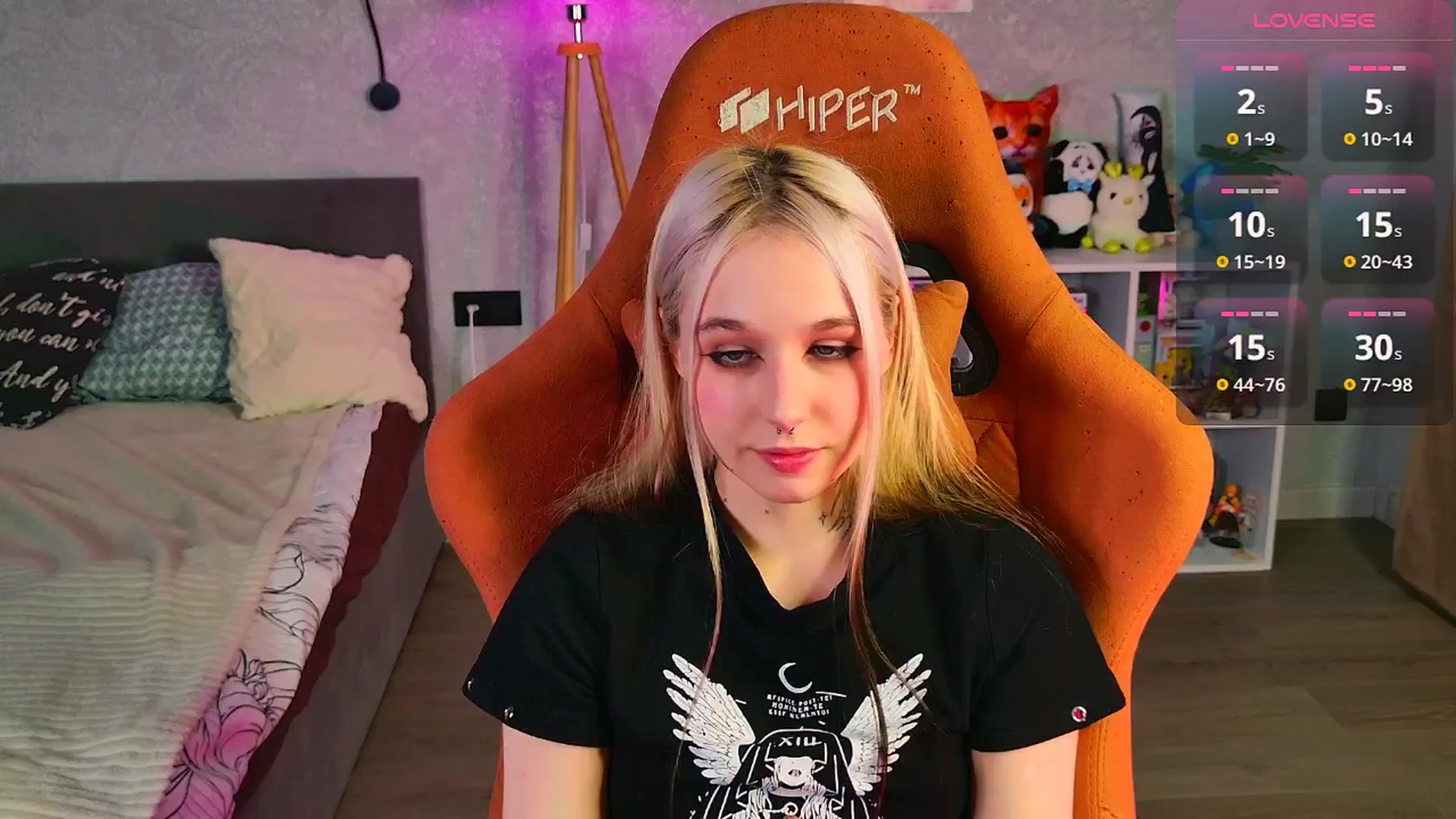 Gallery image thumbnail from Melisandea's myfreecams stream on, 04/16/2026, 18:27 image 6 of 20