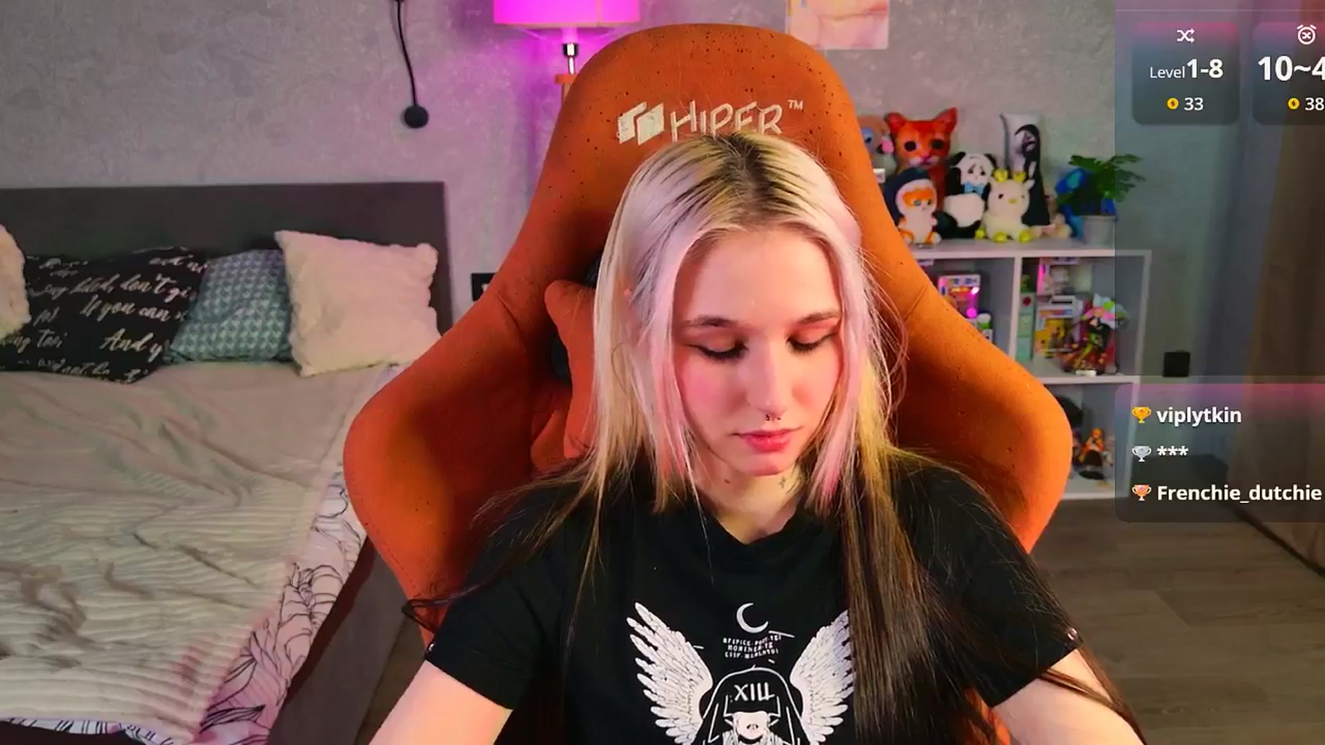Gallery image thumbnail from Melisandea's myfreecams stream on, 04/16/2026, 22:12 image 20 of 20