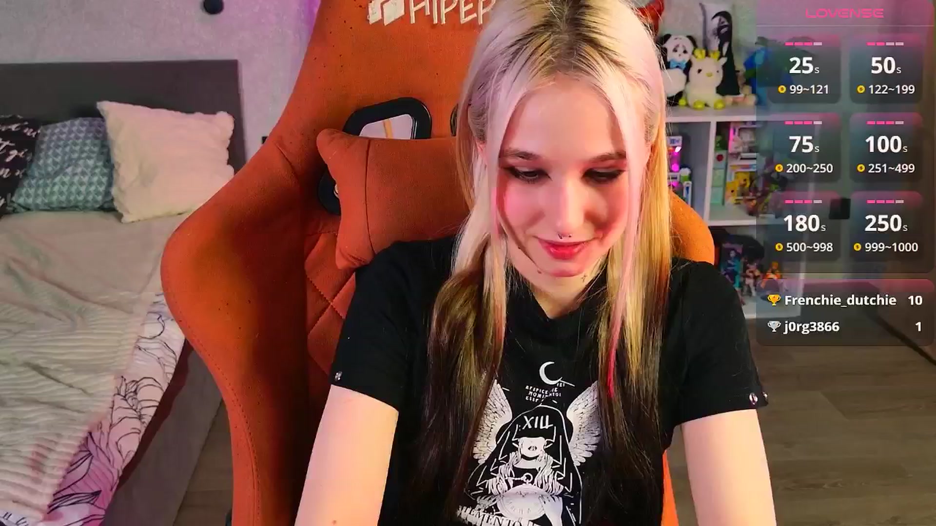 Gallery image thumbnail from Melisandea's myfreecams stream on, 04/16/2026, 22:12 image 5 of 20