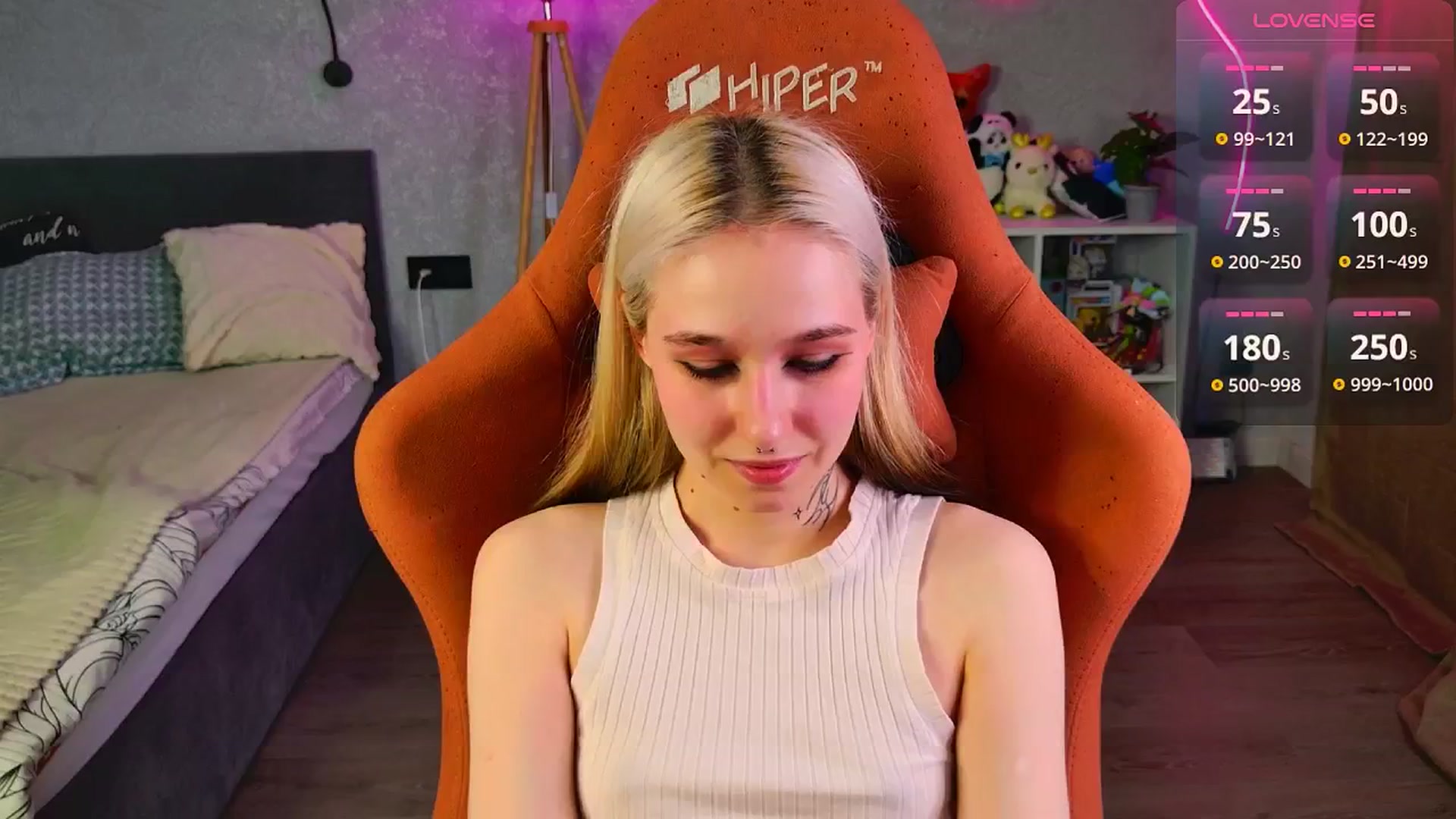 Gallery image thumbnail from Melisandea's myfreecams stream on, 04/20/2026, 19:38 image 1 of 20