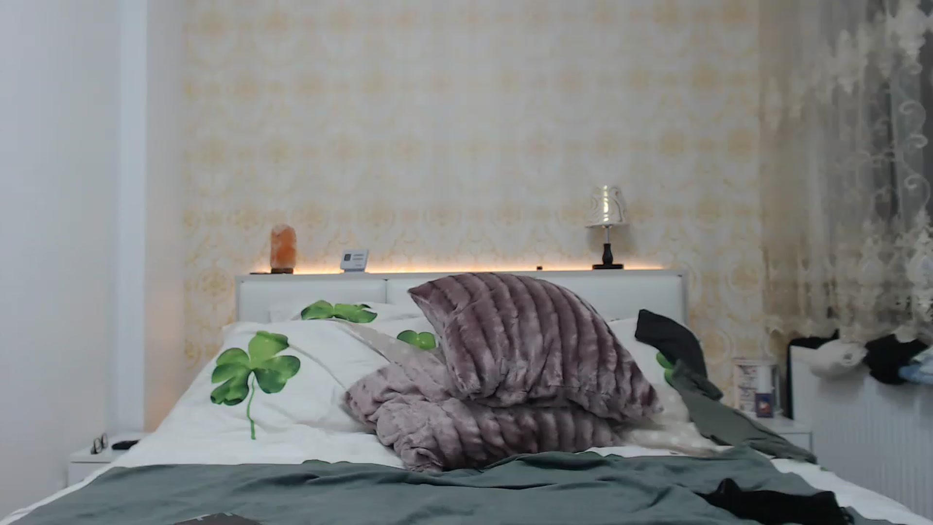 Gallery image thumbnail from MelissaBby's myfreecams stream on, 11/15/2022, 21:25 image 10 of 20