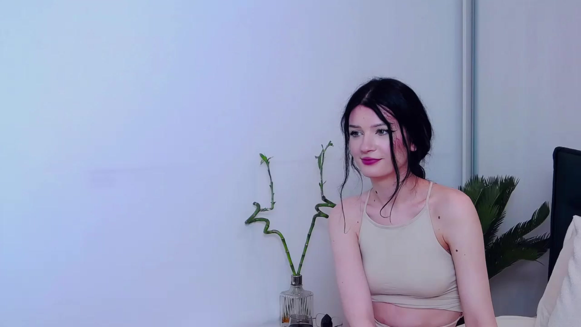 Gallery image thumbnail from MelissaFlyn's myfreecams stream on, 05/28/2023, 14:59 image 9 of 20