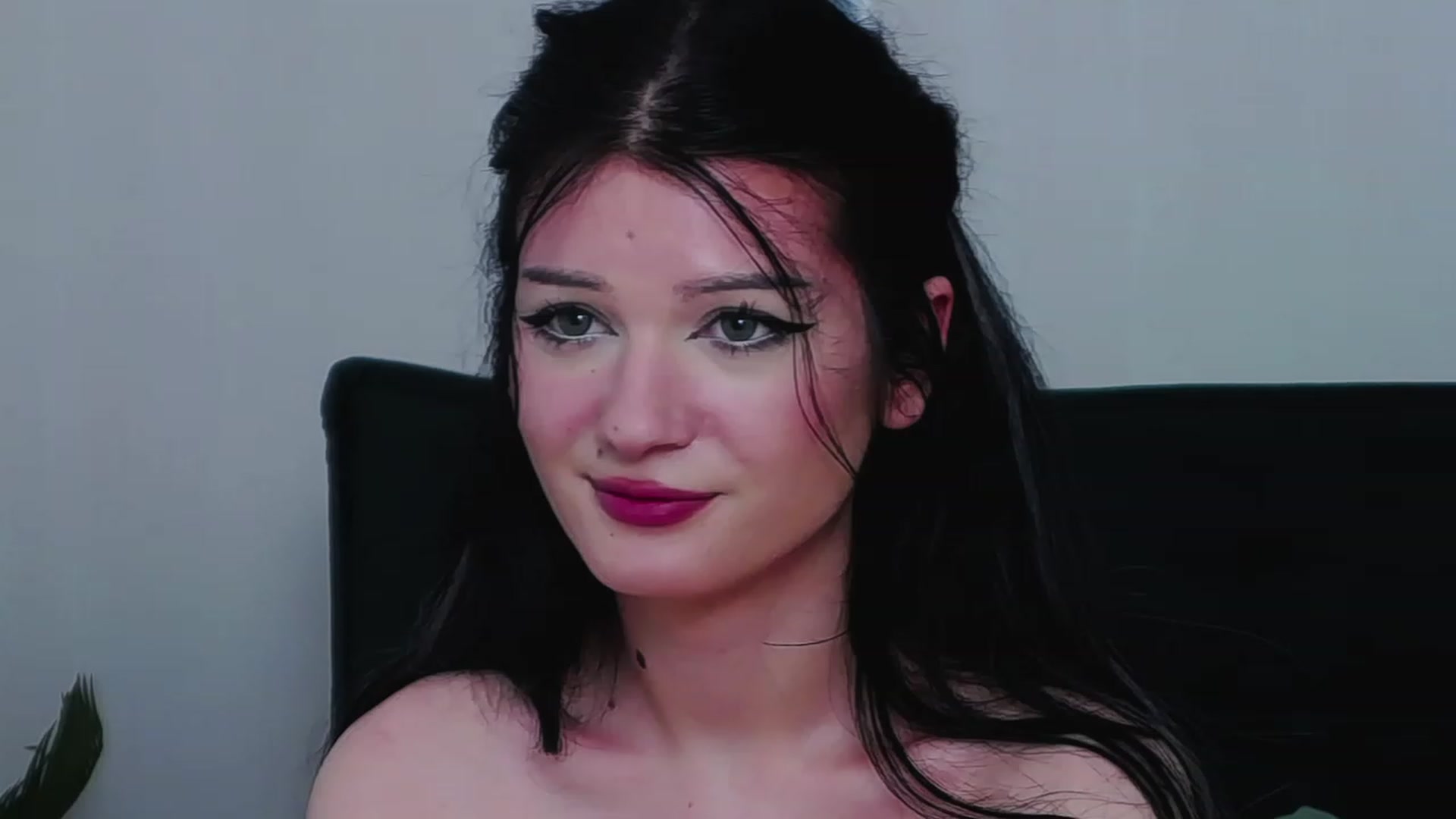 Gallery image thumbnail from MelissaFlyn's myfreecams stream on, 06/08/2023, 17:36 image 11 of 20