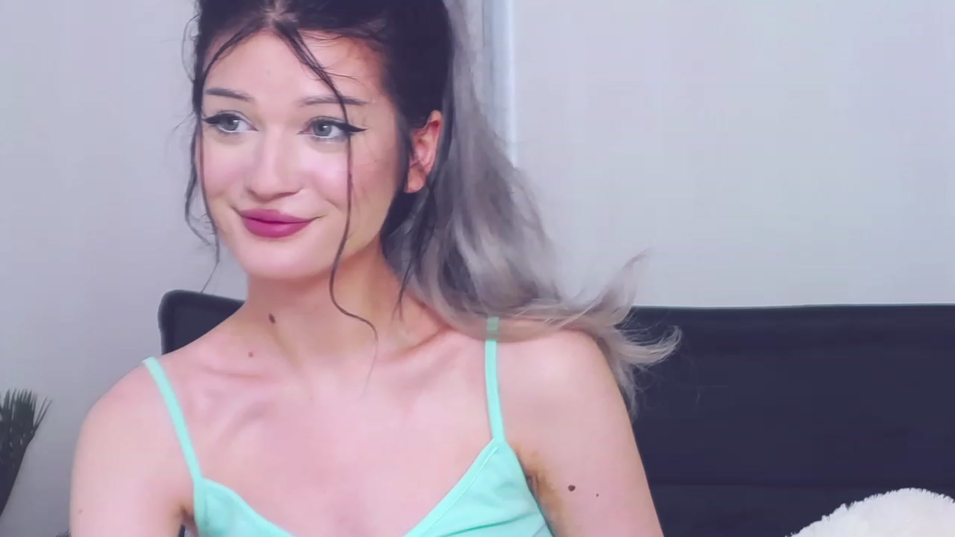 Gallery image thumbnail from MelissaFlyn's myfreecams stream on, 06/11/2023, 14:18 image 19 of 20