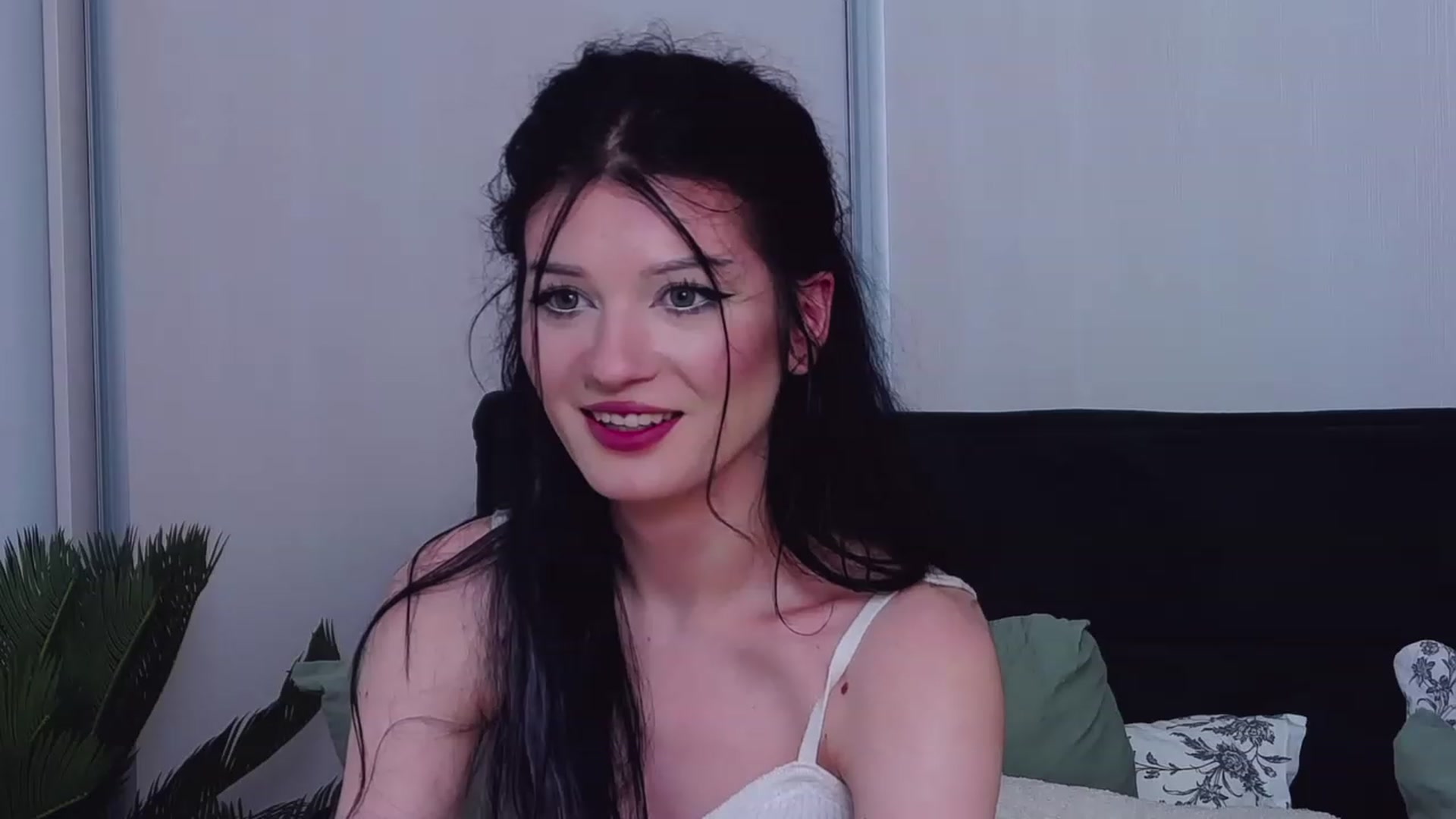 Gallery image thumbnail from MelissaFlyn's myfreecams stream on, 06/13/2023, 14:48 image 9 of 20