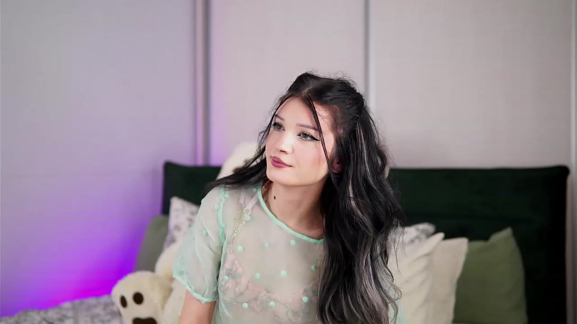 Gallery image thumbnail from MelissaFlyn's myfreecams stream on, 06/18/2023, 11:41 image 16 of 20
