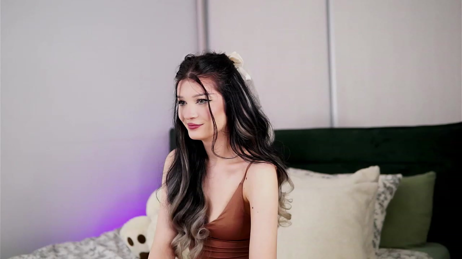 Gallery image thumbnail from MelissaFlyn's myfreecams stream on, 06/29/2023, 10:08 image 14 of 20