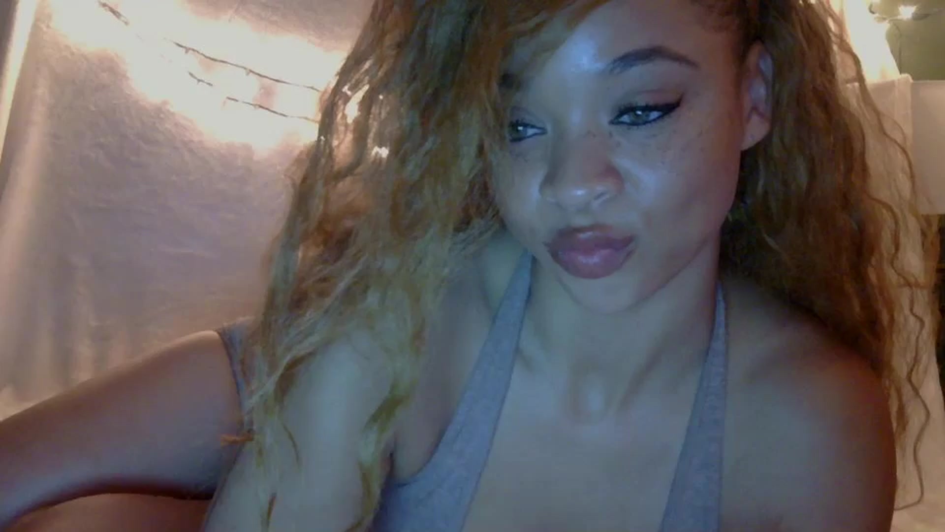 Gallery image thumbnail from MelissaGee's myfreecams stream on, 07/13/2025, 13:08 image 8 of 20