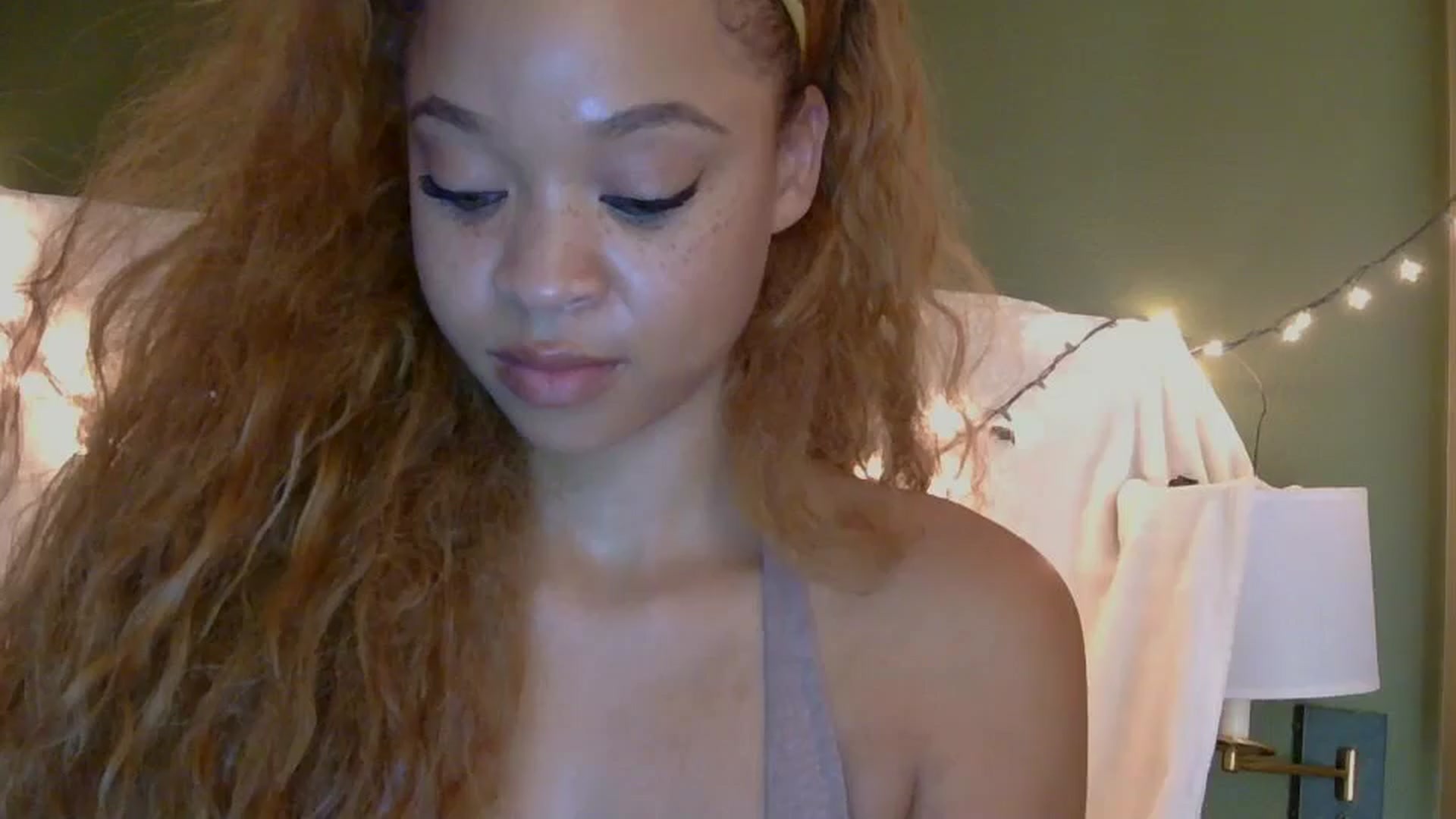 Gallery image thumbnail from MelissaGee's myfreecams stream on, 07/13/2025, 18:18 image 14 of 20