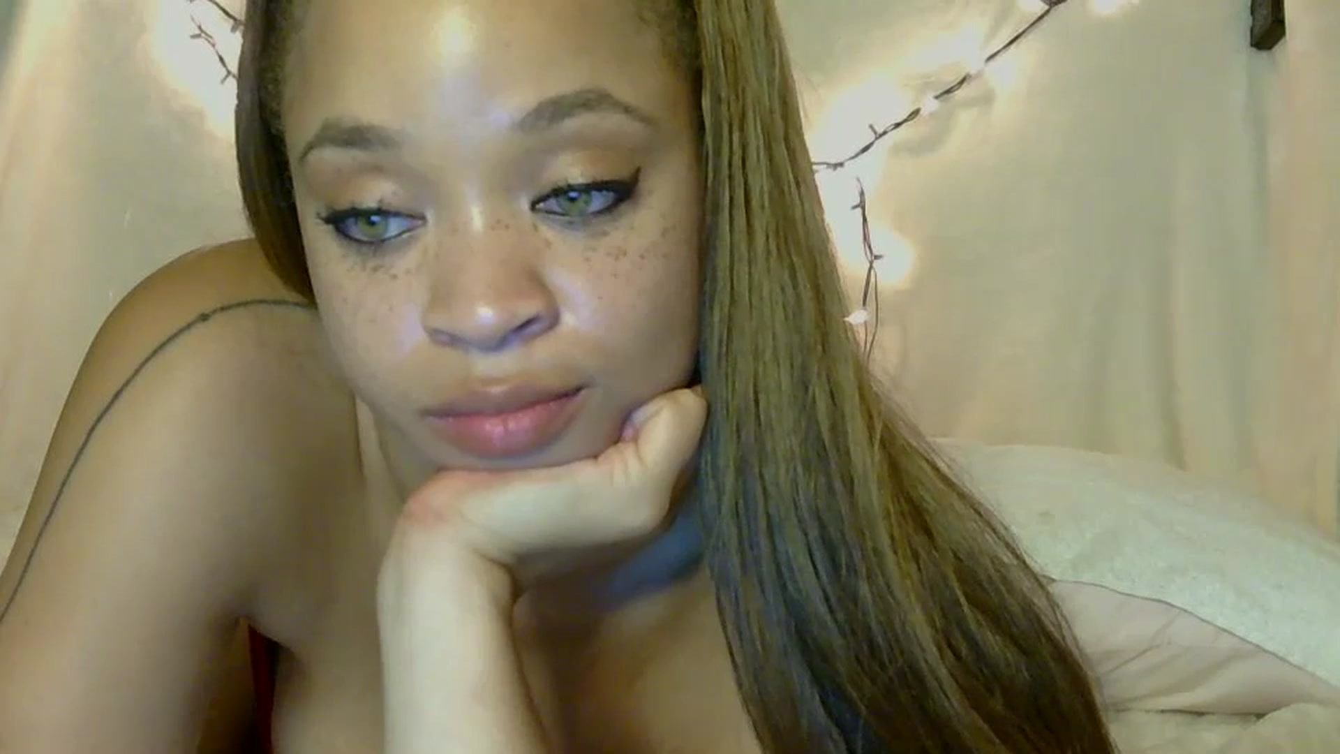 Gallery image thumbnail from MelissaGee's myfreecams stream on, 07/14/2025, 14:24 image 20 of 20