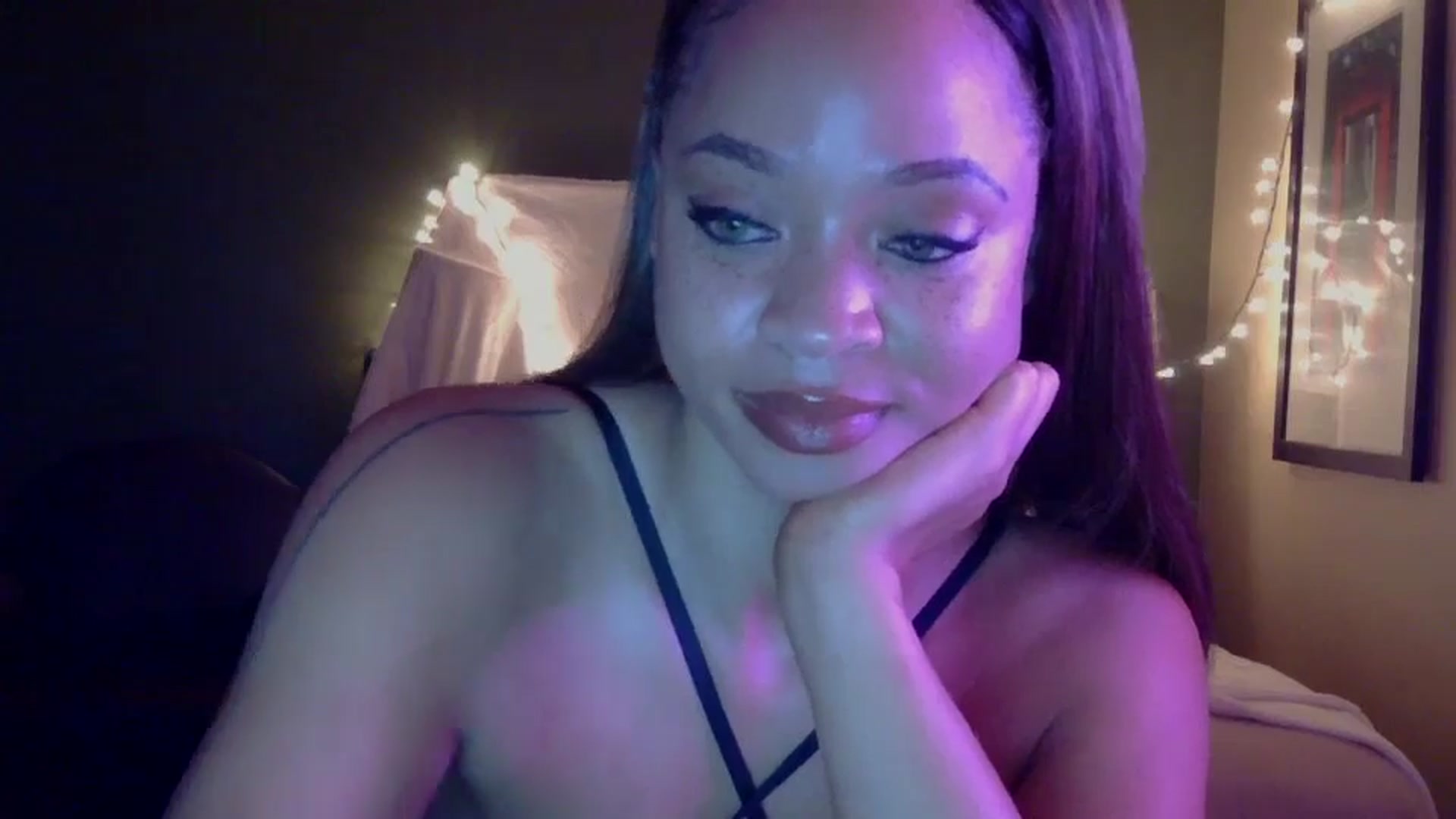 Gallery image thumbnail from MelissaGee's myfreecams stream on, 07/20/2025, 09:47 image 14 of 20