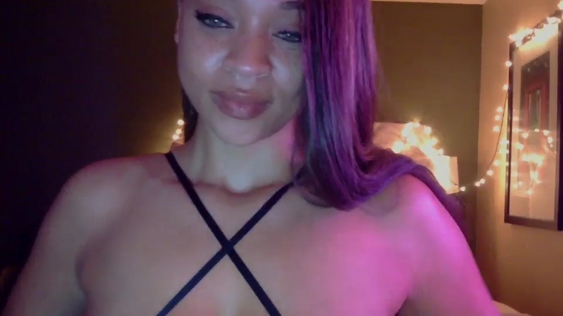 Gallery image thumbnail from MelissaGee's myfreecams stream on, 07/20/2025, 11:01 image 11 of 20