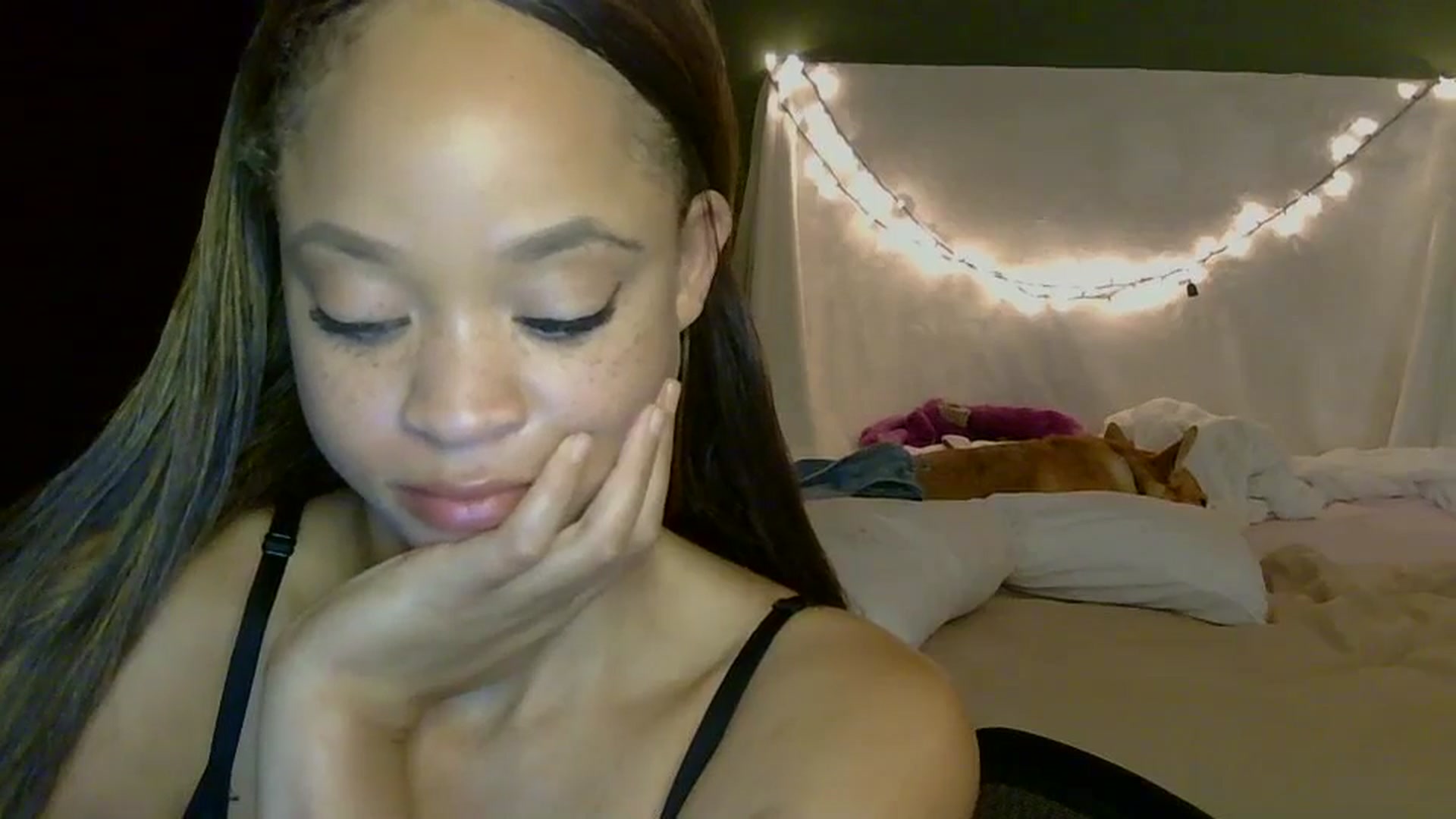 Gallery image thumbnail from MelissaGee's myfreecams stream on, 07/26/2025, 17:55 image 3 of 20