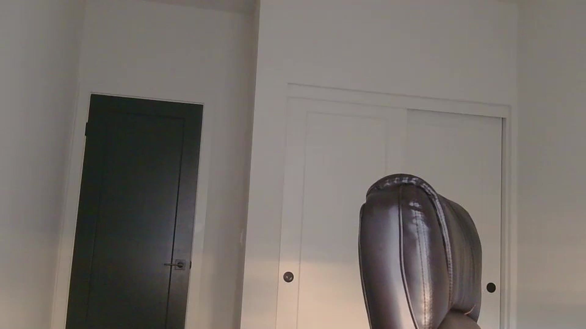 Gallery image thumbnail from MelissaGee's myfreecams stream on, 09/01/2025, 02:00 image 12 of 20