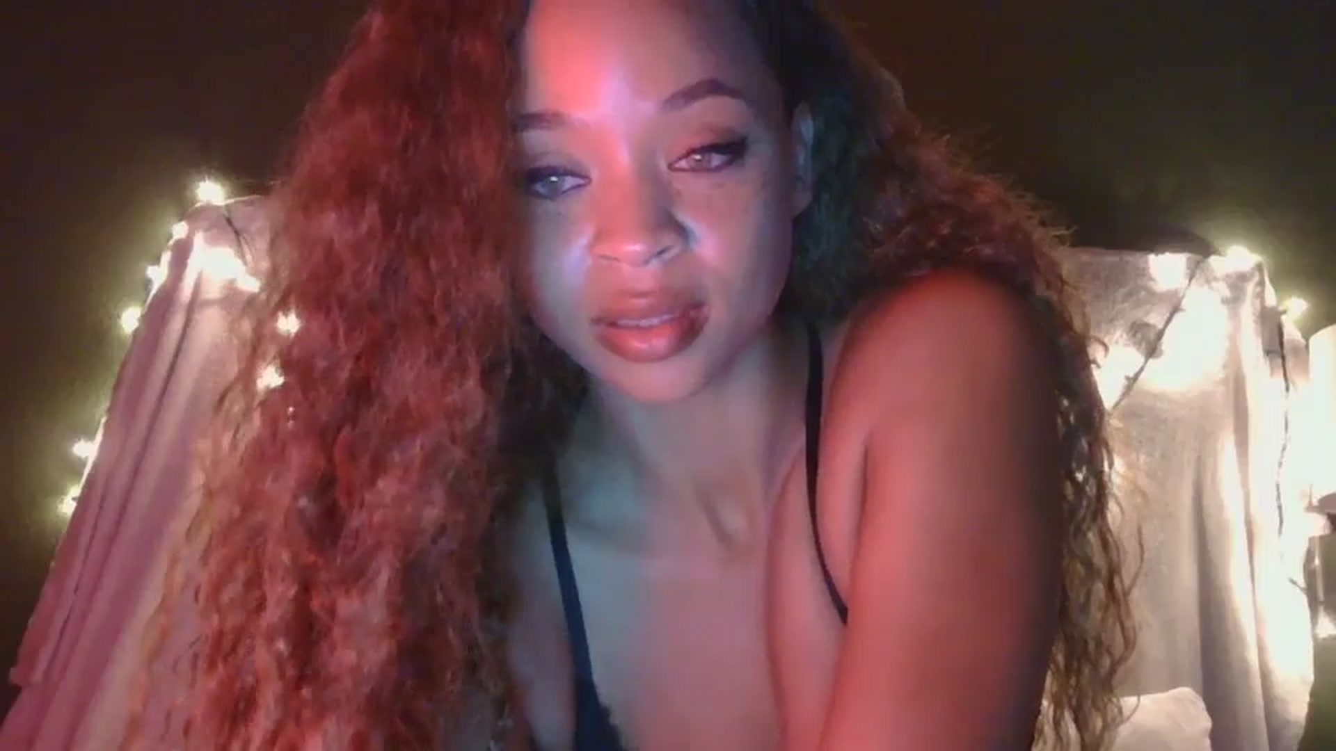 Gallery image thumbnail from MelissaGee's myfreecams stream on, 09/28/2025, 14:33 image 16 of 20