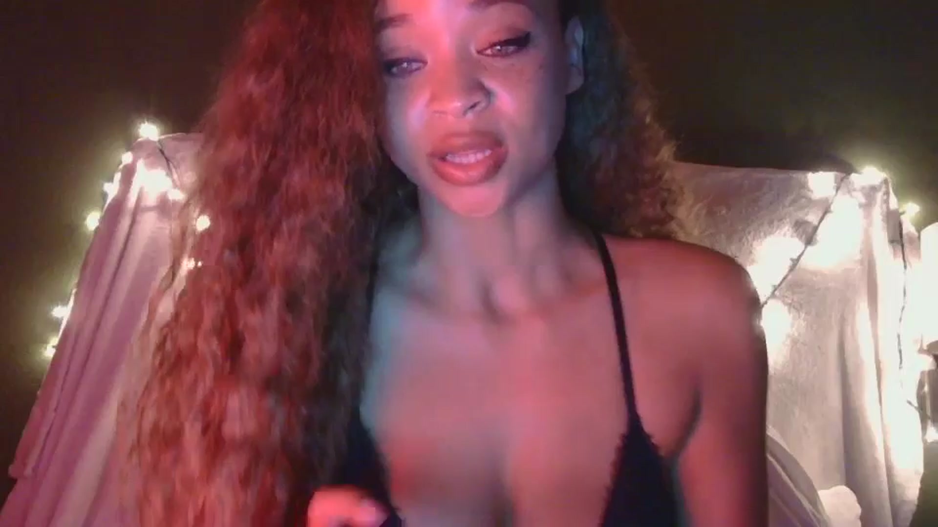 Gallery image thumbnail from MelissaGee's myfreecams stream on, 09/28/2025, 14:33 image 3 of 20