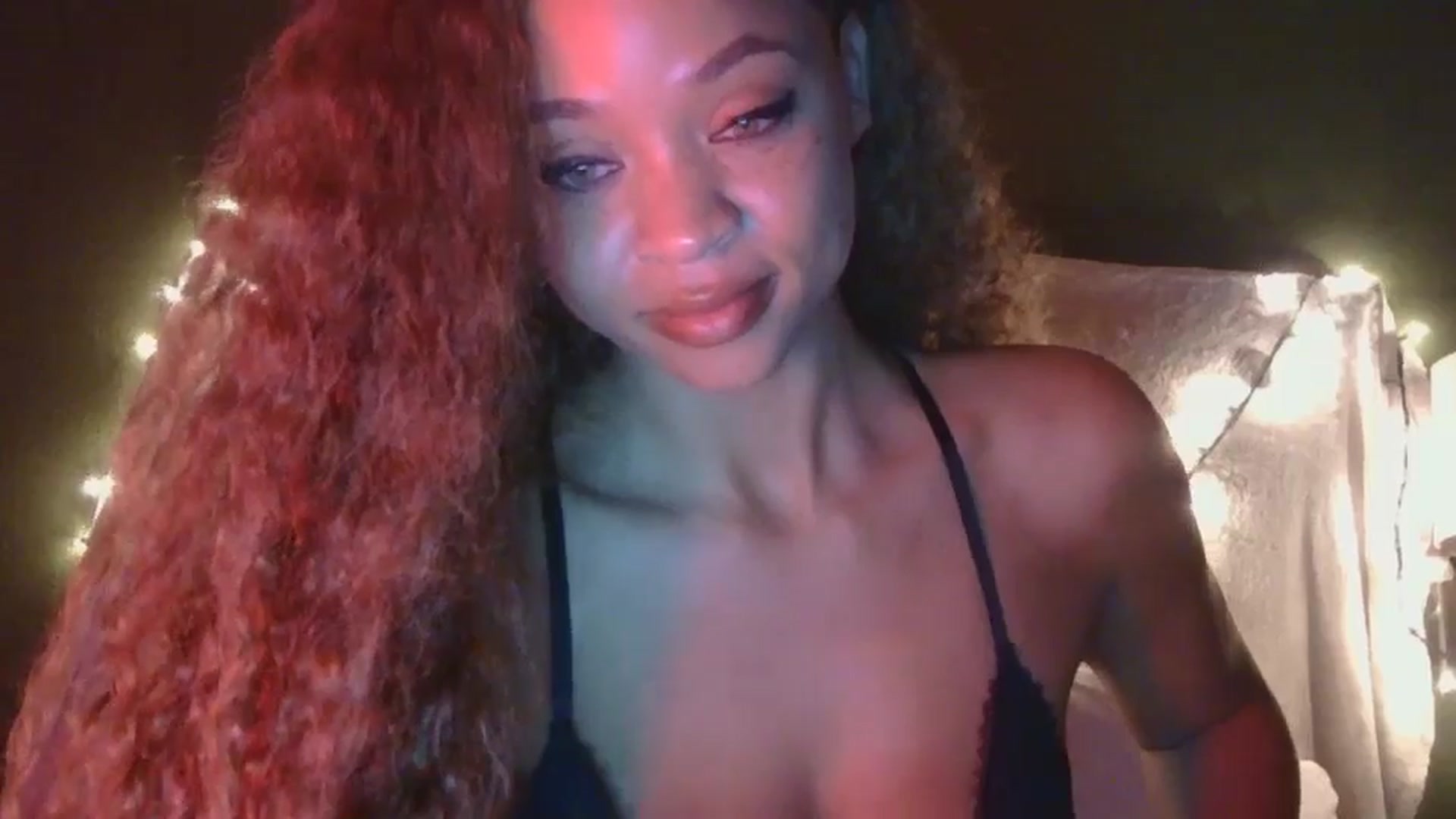 Gallery image thumbnail from MelissaGee's myfreecams stream on, 09/28/2025, 14:33 image 8 of 20
