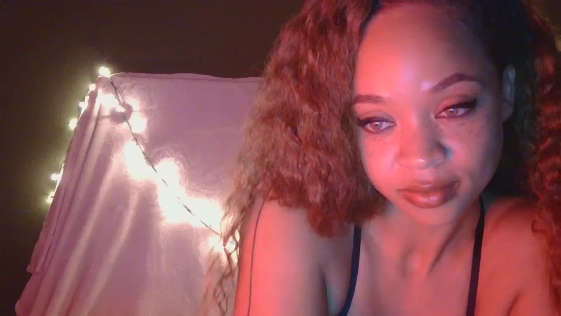 Gallery image thumbnail from MelissaGee's myfreecams stream on, 09/28/2025, 15:08 image 5 of 20