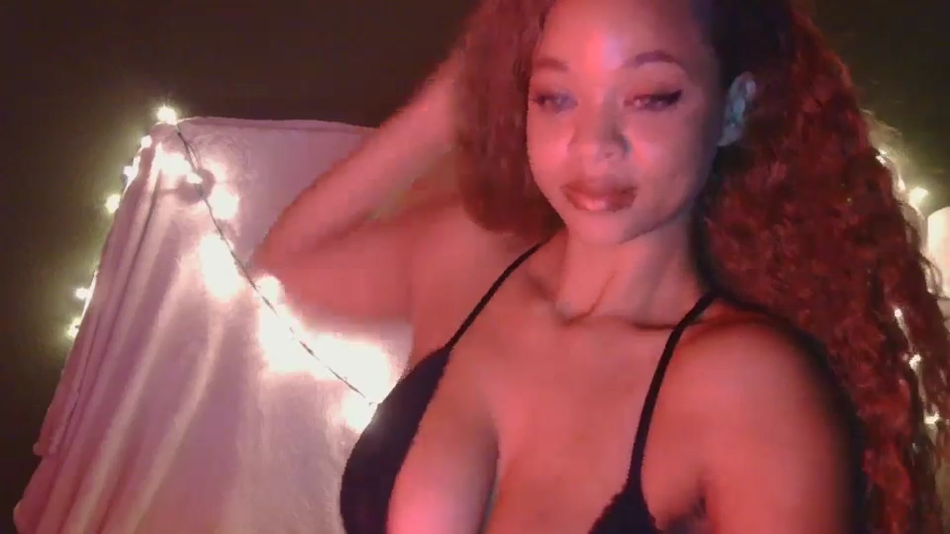Gallery image thumbnail from MelissaGee's myfreecams stream on, 09/28/2025, 15:08 image 3 of 20