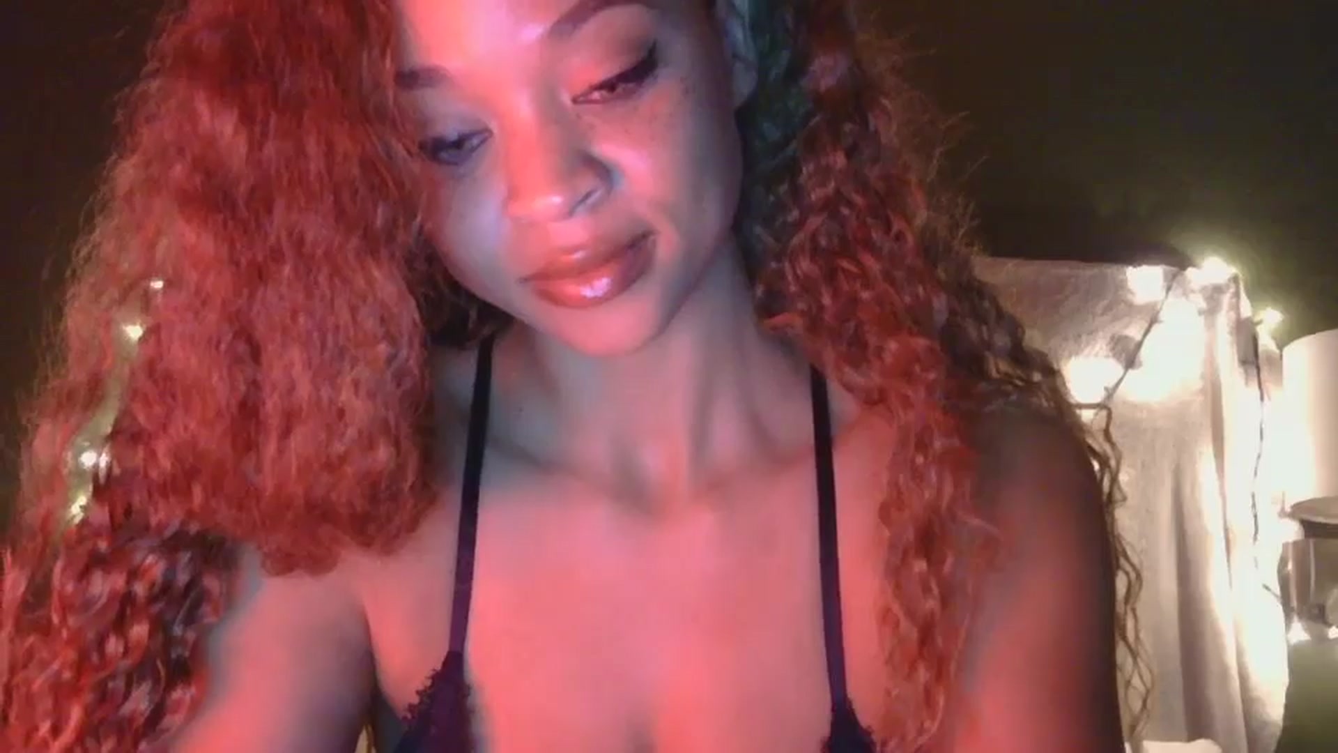 Gallery image thumbnail from MelissaGee's myfreecams stream on, 09/28/2025, 15:08 image 10 of 20
