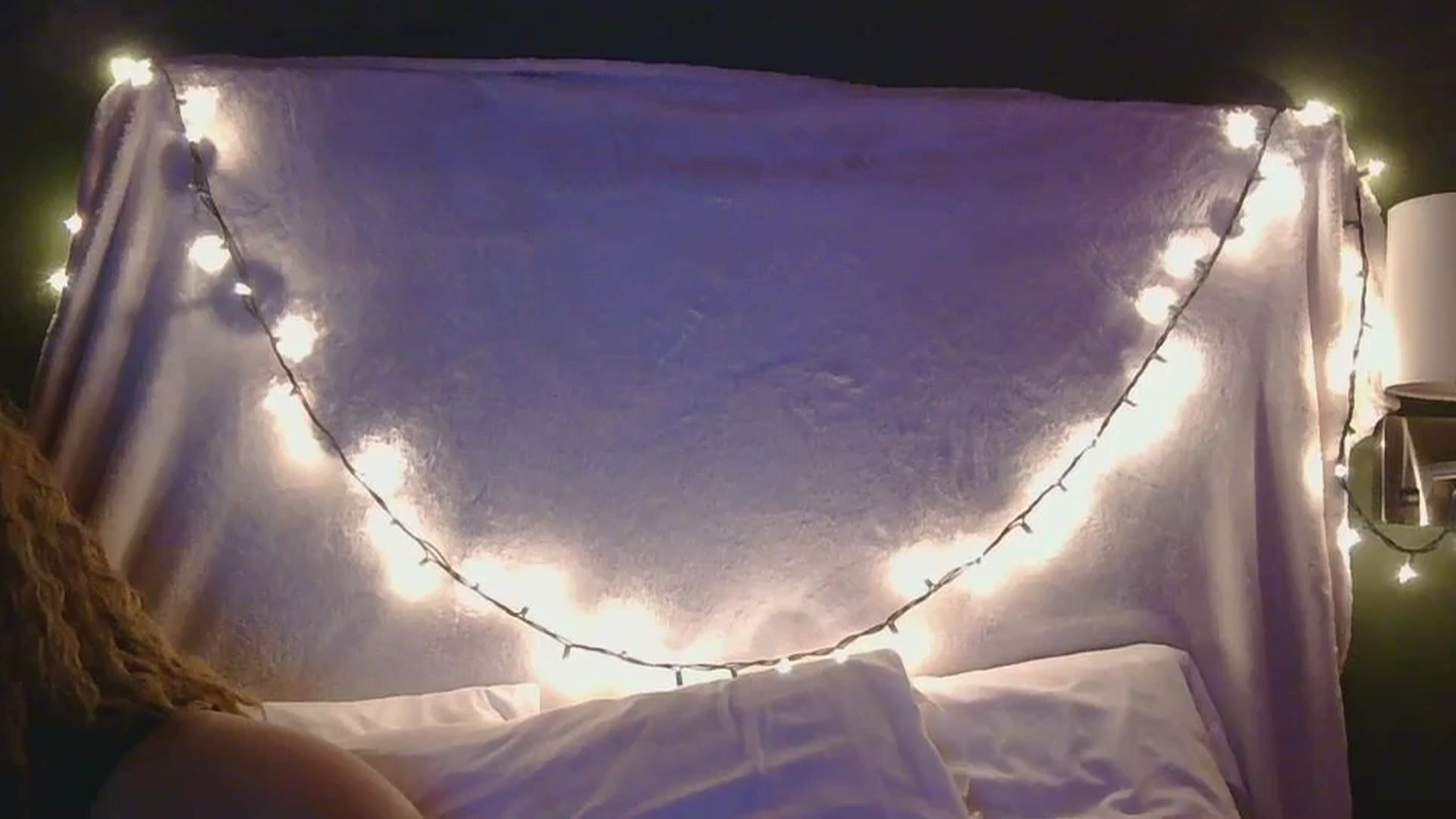 Gallery image thumbnail from MelissaGee's myfreecams stream on, 09/29/2025, 01:37 image 11 of 20