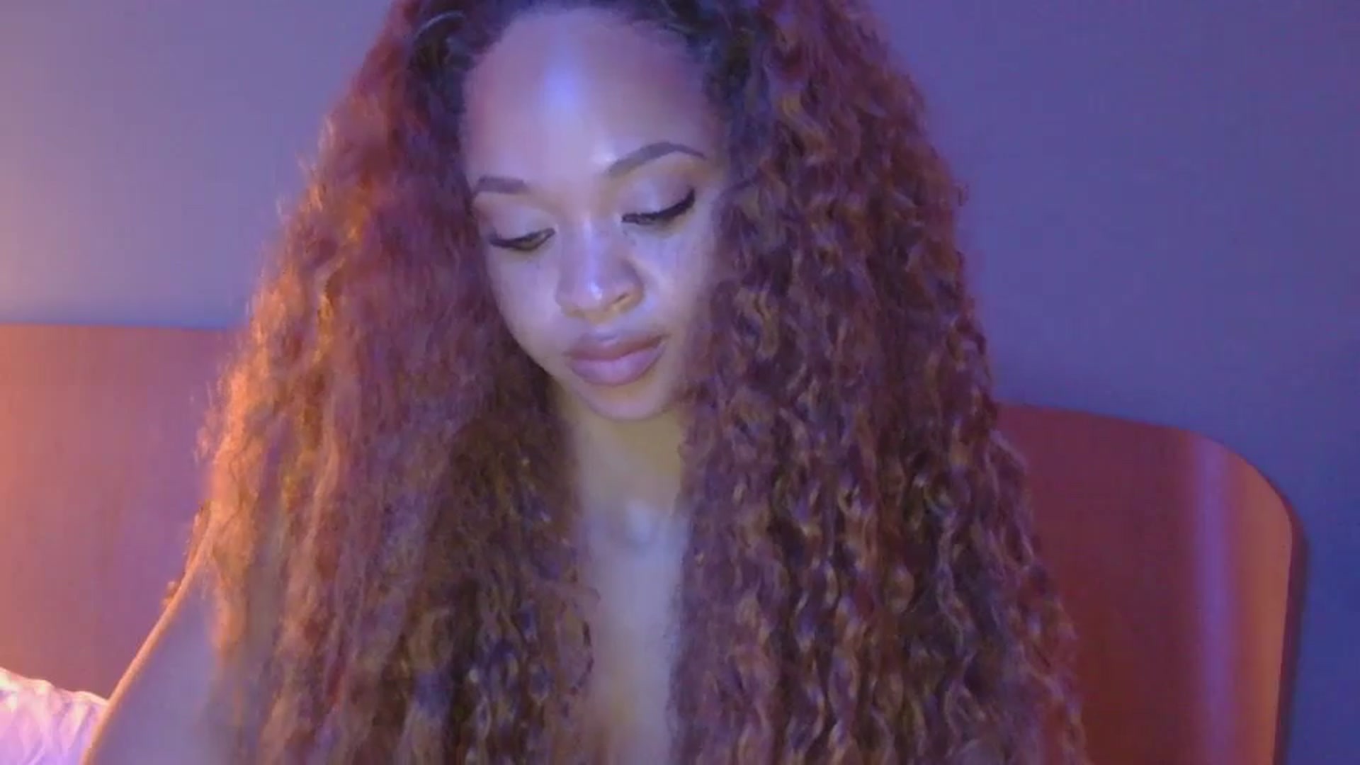Gallery image thumbnail from MelissaGee's myfreecams stream on, 10/04/2025, 21:50 image 10 of 20