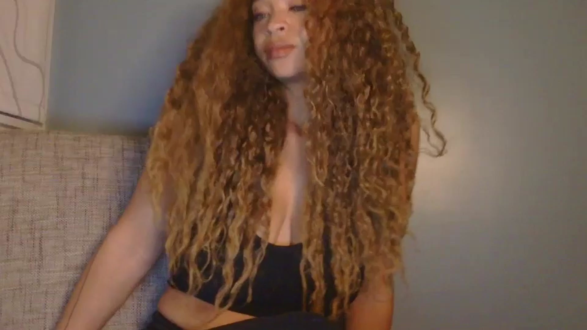 Gallery image thumbnail from MelissaGee's myfreecams stream on, 10/05/2025, 18:17 image 10 of 20