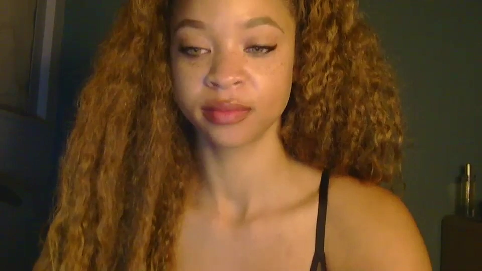 Gallery image thumbnail from MelissaGee's myfreecams stream on, 10/08/2025, 14:37 image 19 of 20