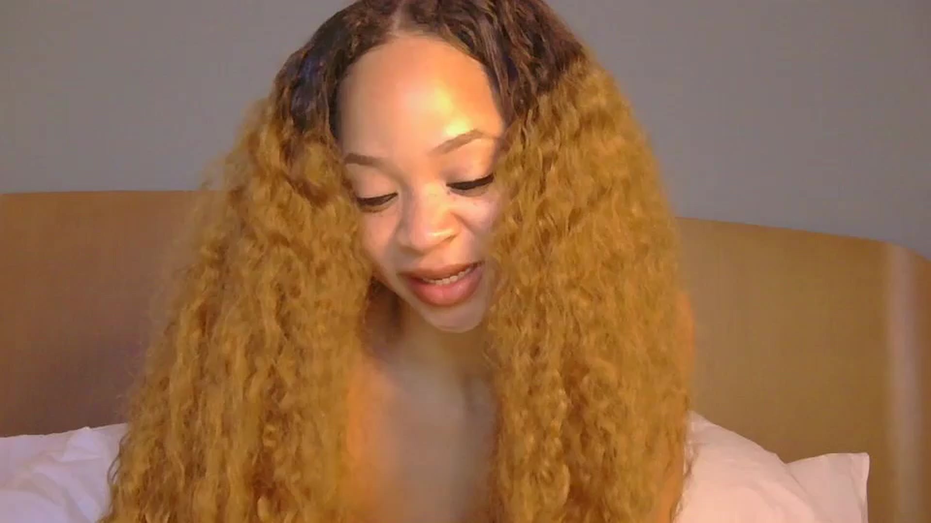 Gallery image thumbnail from MelissaGee's myfreecams stream on, 10/29/2025, 14:04 image 1 of 20