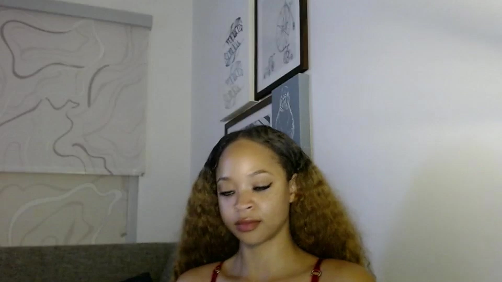 Gallery image thumbnail from MelissaGee's myfreecams stream on, 10/31/2025, 07:45 image 3 of 20