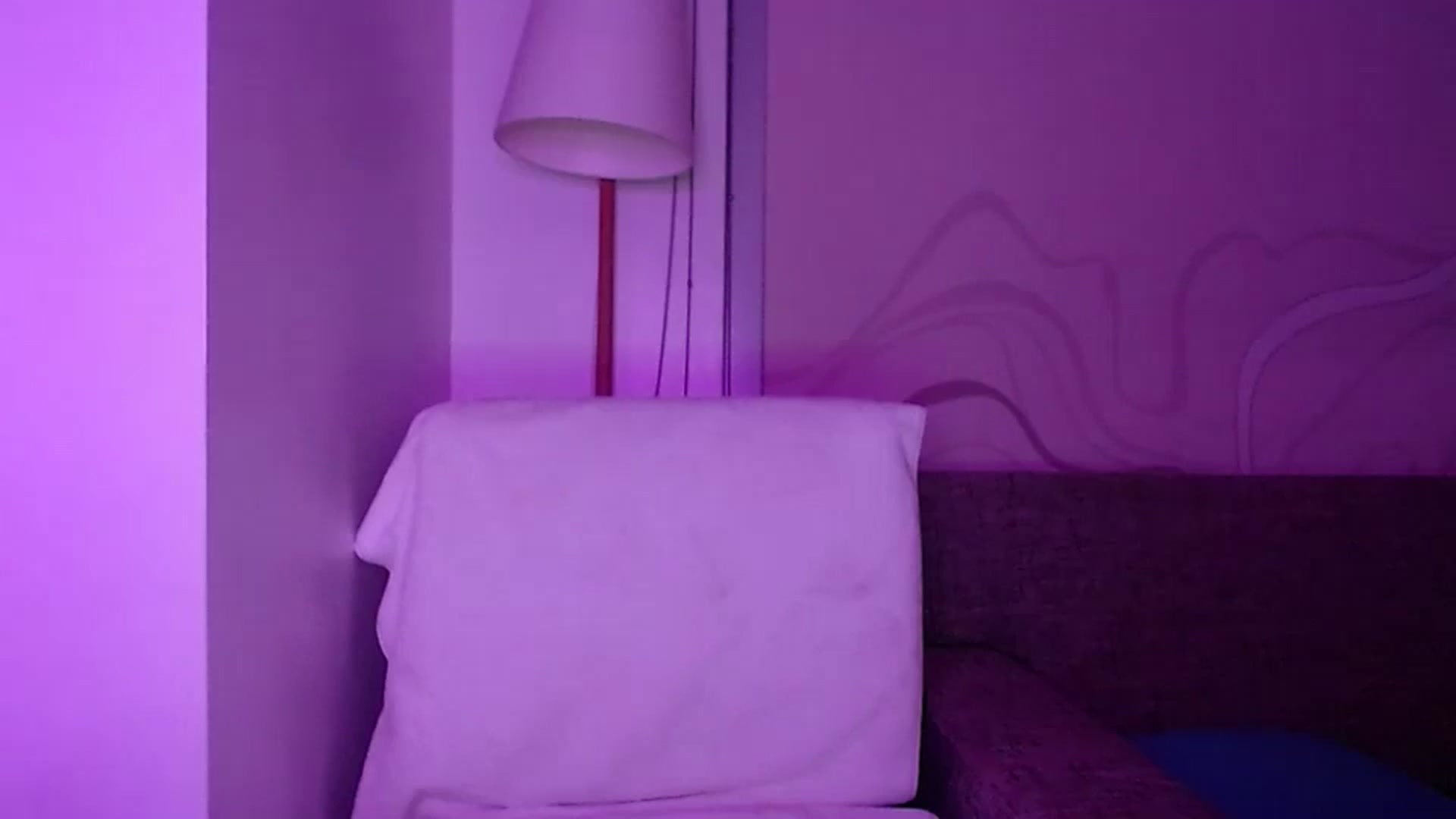 Gallery image thumbnail from MelissaGee's myfreecams stream on, 11/01/2025, 15:14 image 17 of 20