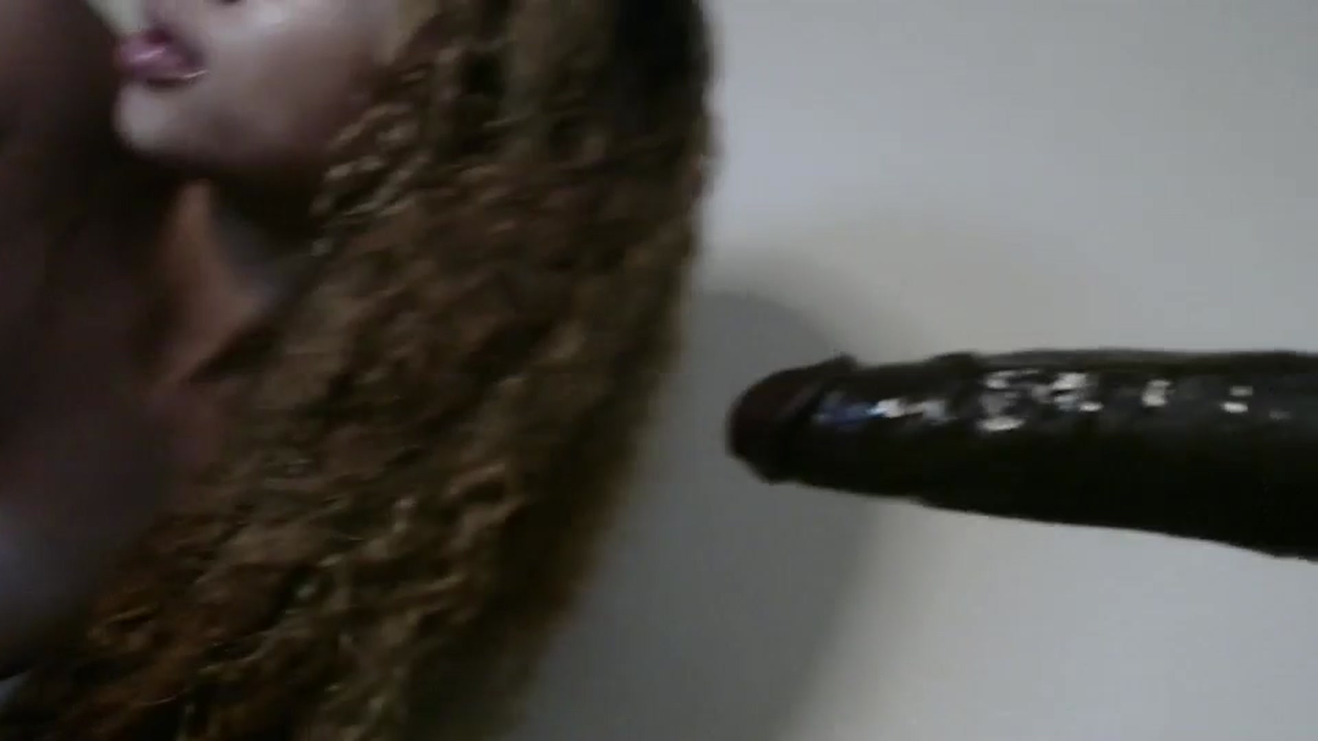 Gallery image thumbnail from MelissaGee's myfreecams stream on, 11/16/2025, 20:59 image 16 of 20
