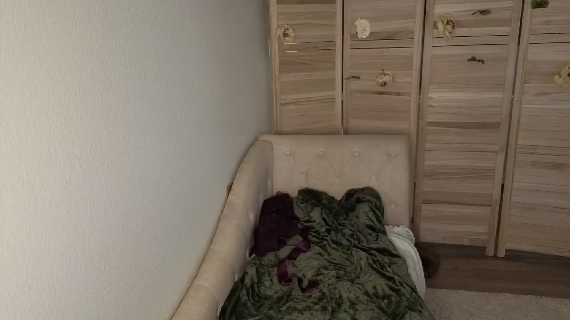 Gallery image thumbnail from MelissaGee's myfreecams stream on, 03/27/2026, 15:47 image 10 of 20